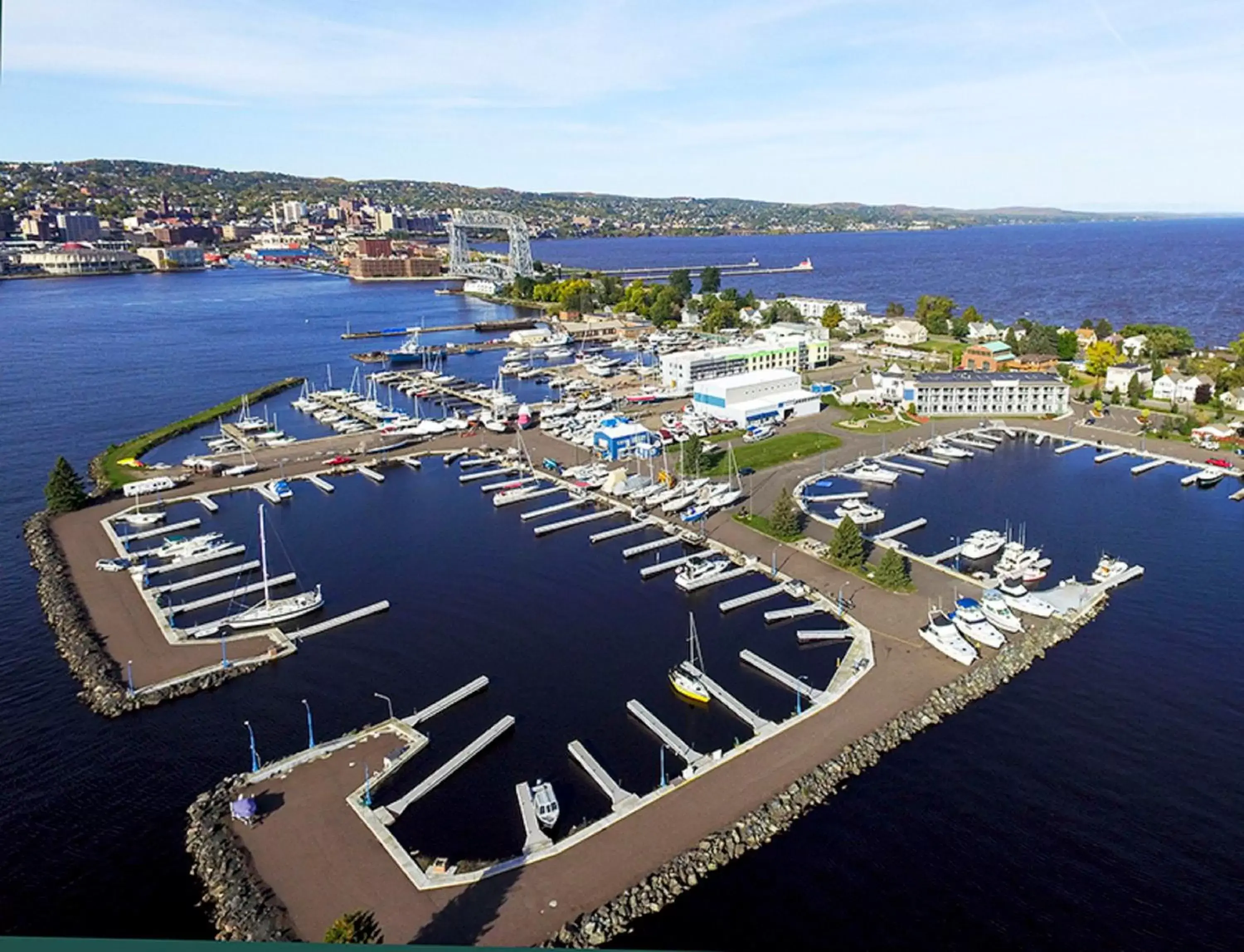 Bird's eye view, Bird's-eye View in Park Point Marina Inn