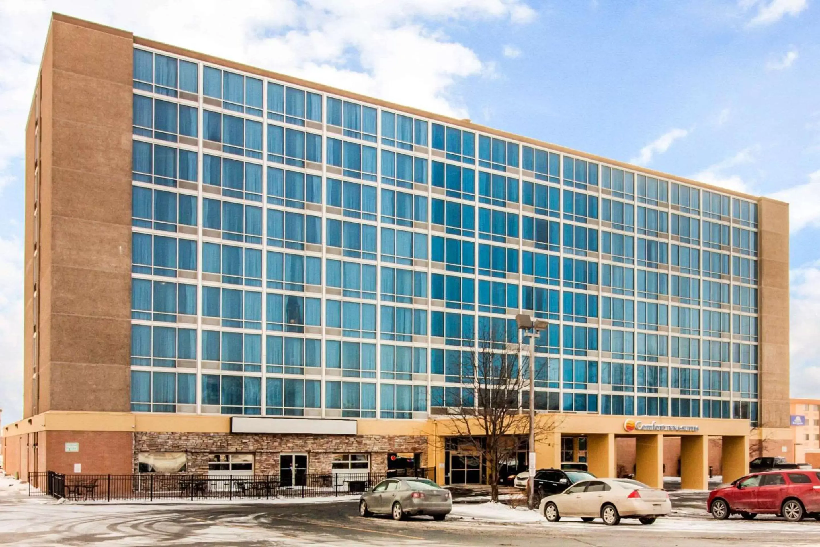 Property Building in Comfort Inn & Suites Omaha