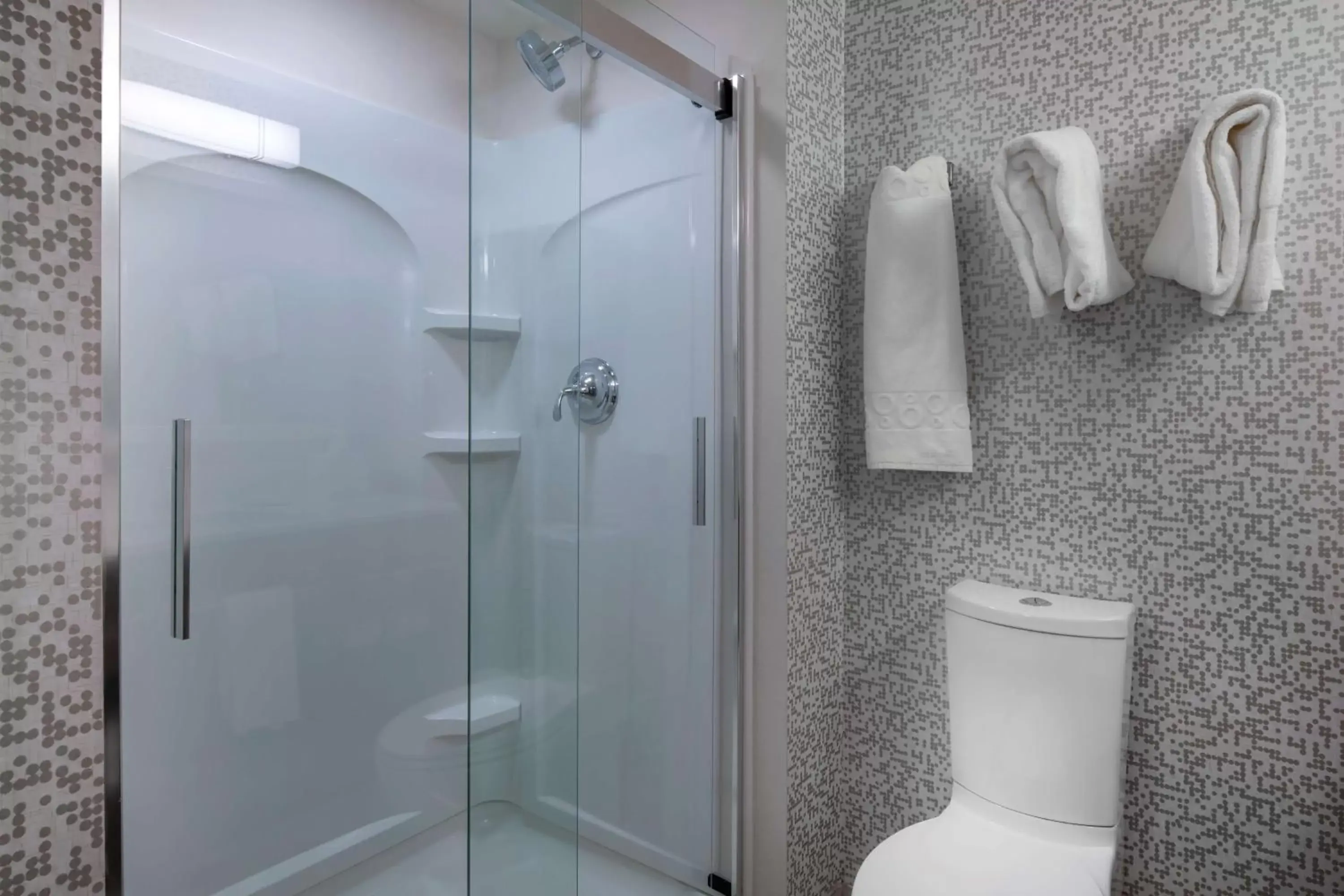 Bathroom in Home2 Suites By Hilton Wayne, NJ Bathroom in Home2 Suites By Hilton Wayne, NJ