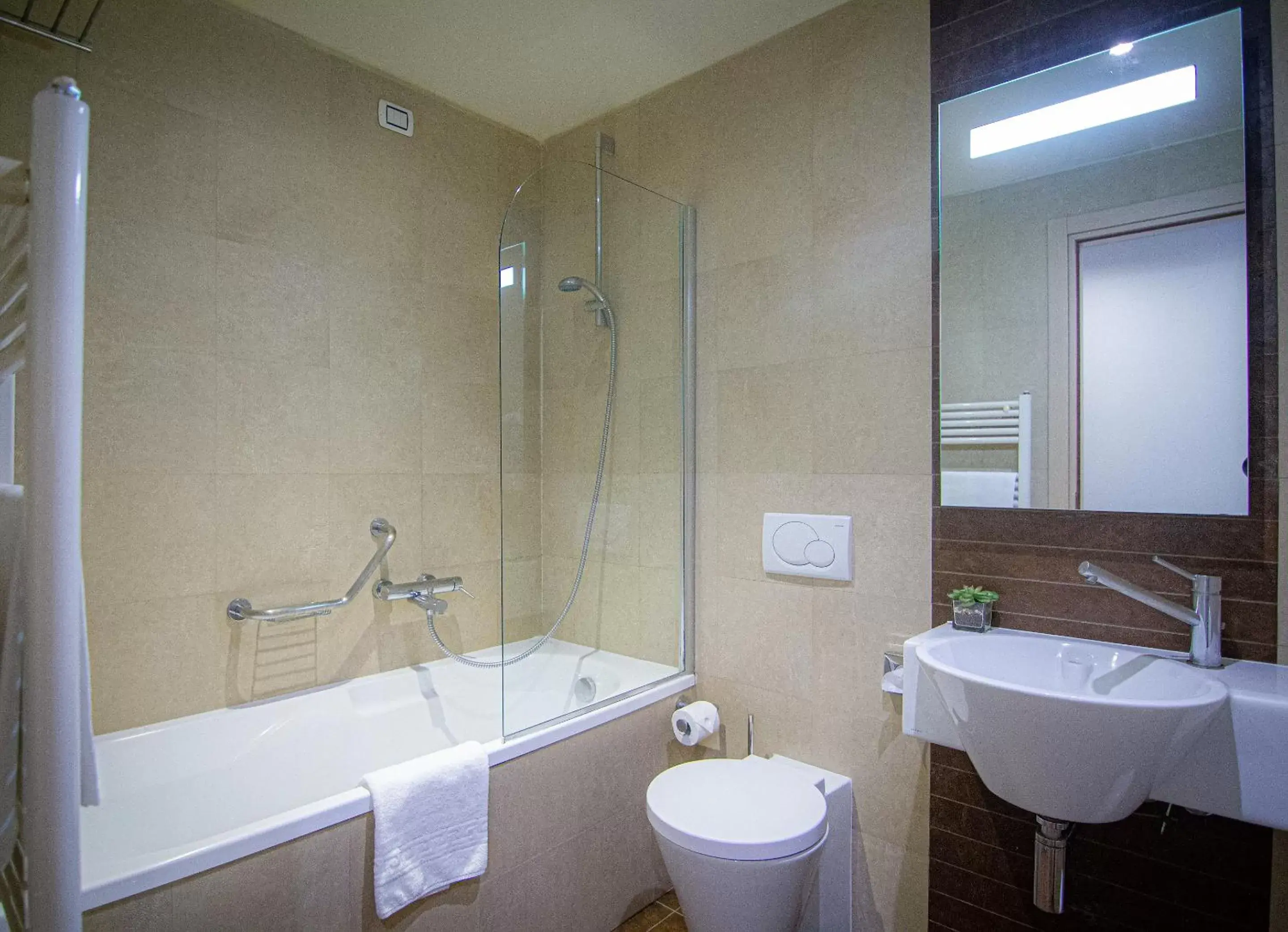 Shower, Bathroom in Tuscany Inn
