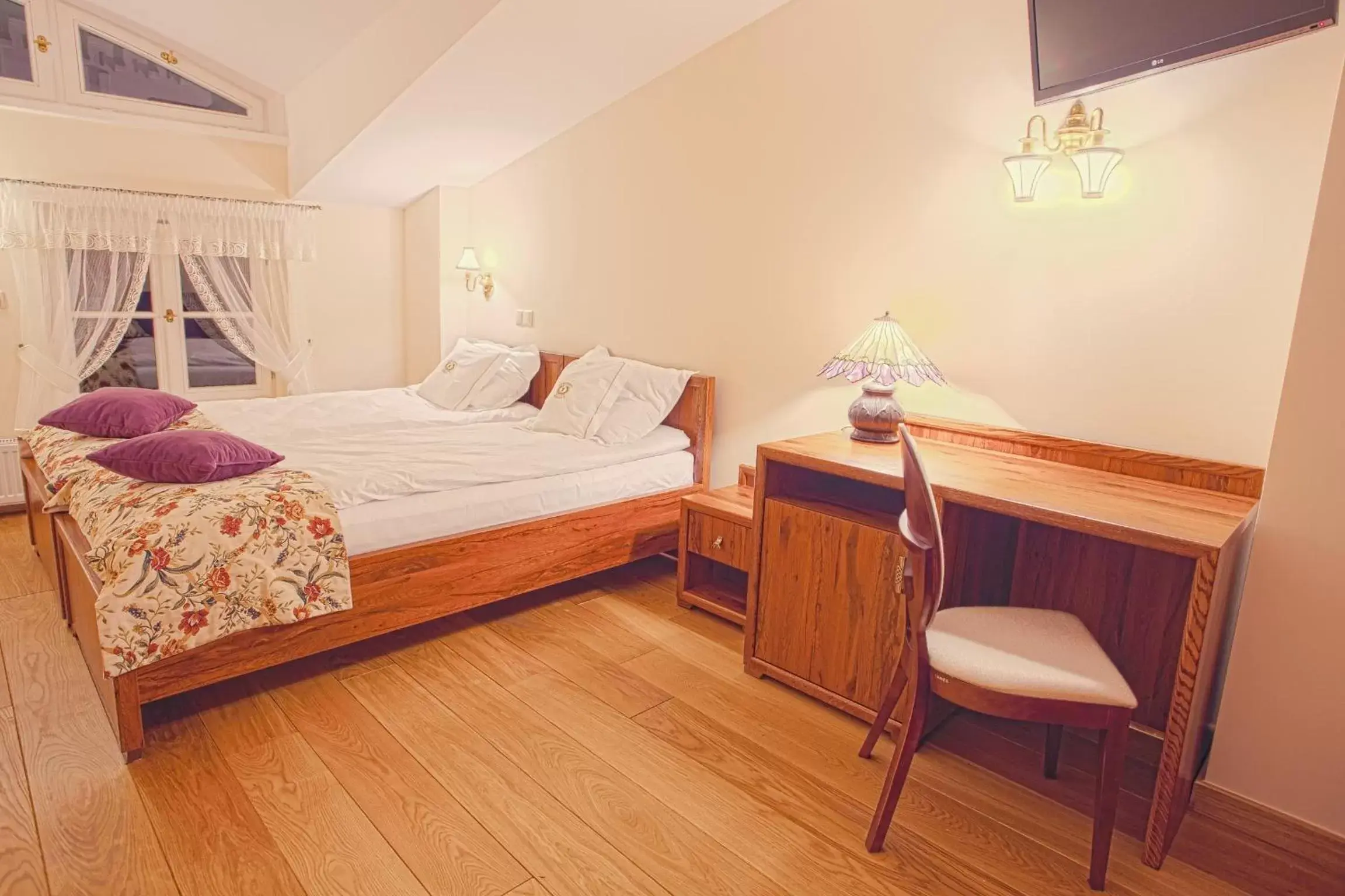 Photo of the whole room, Bed in Aparthotel Grodzka 21