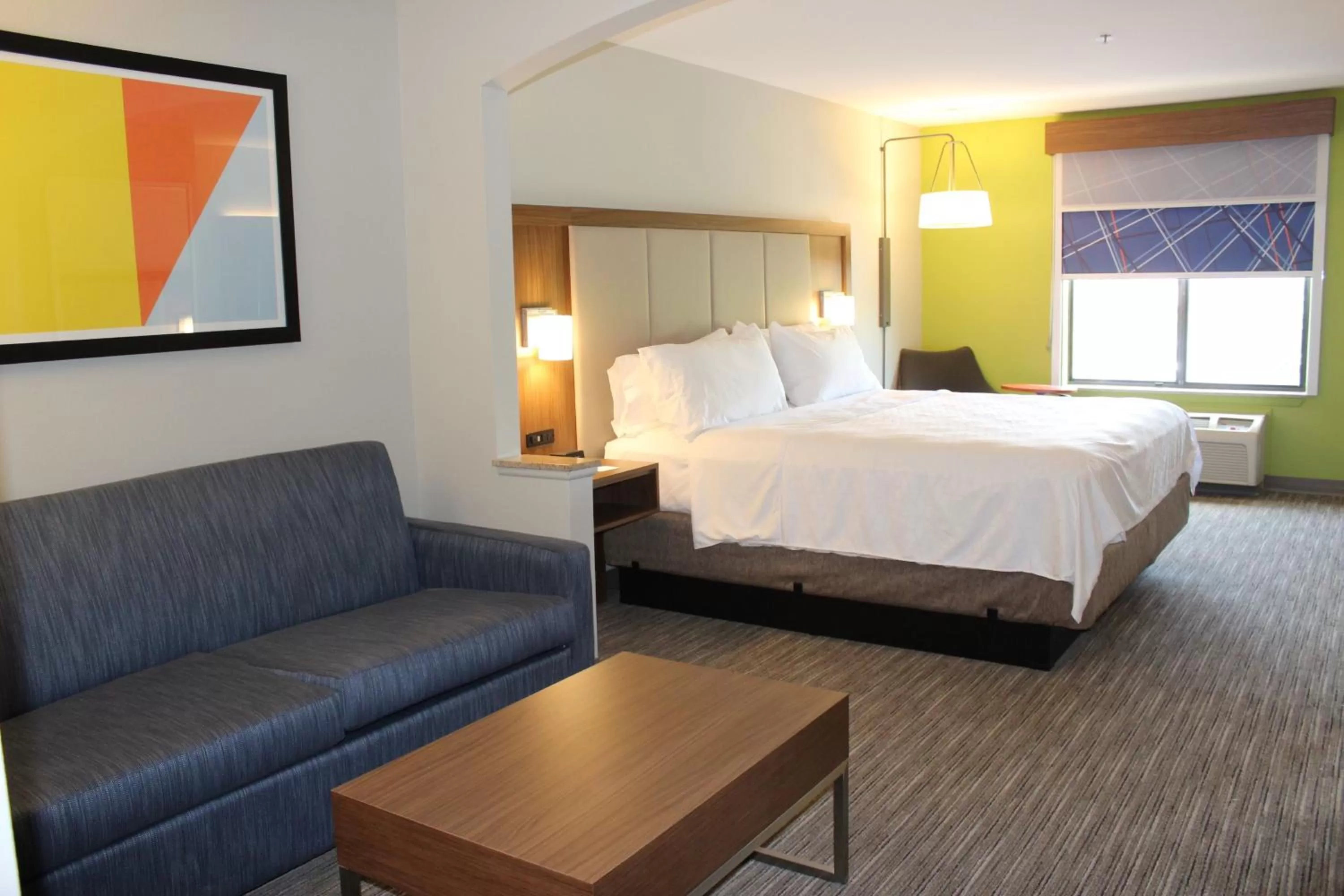 Bedroom, Bed in Holiday Inn Express Forest City by IHG