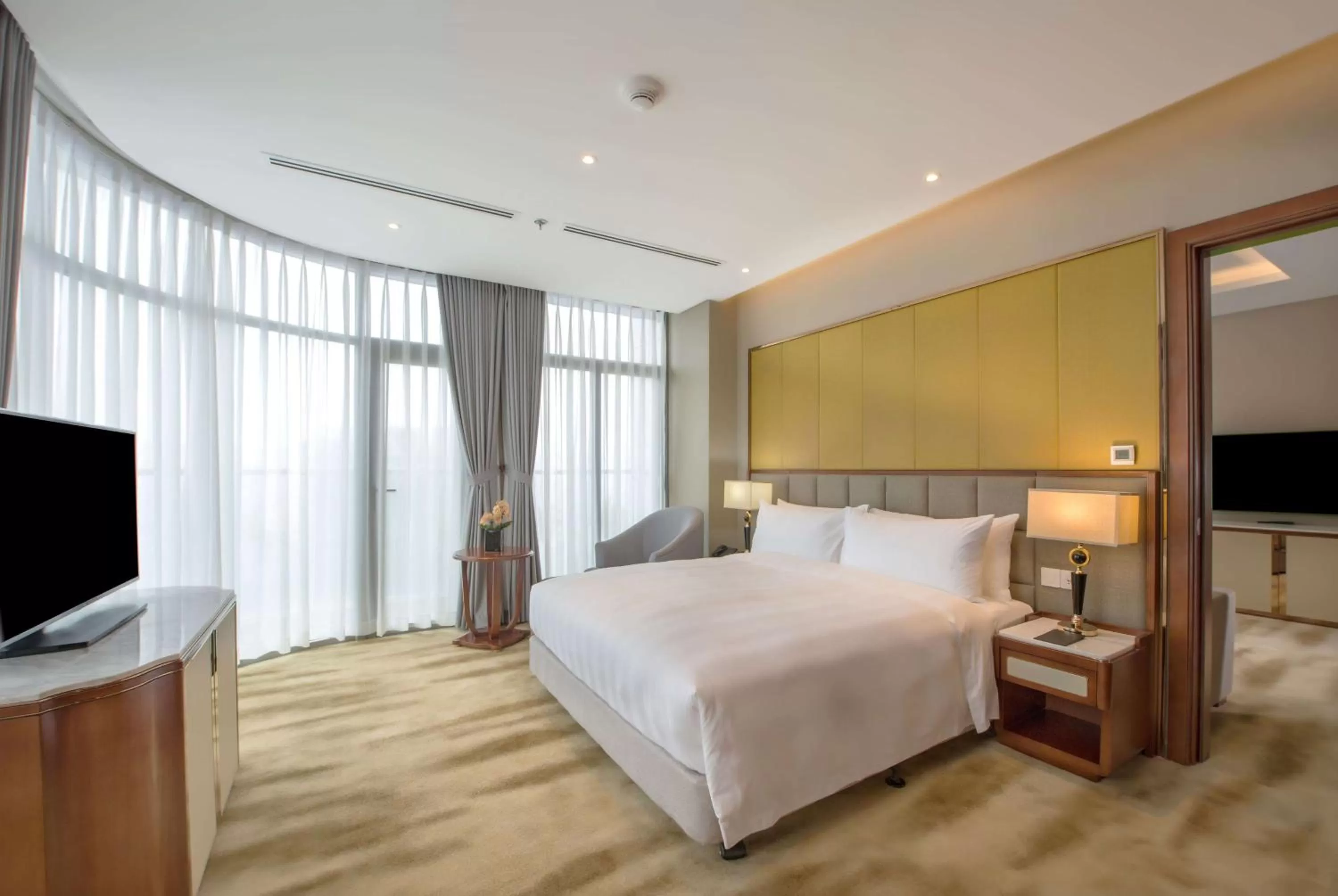 Photo of the whole room, Bed in Wyndham Garden Hanoi