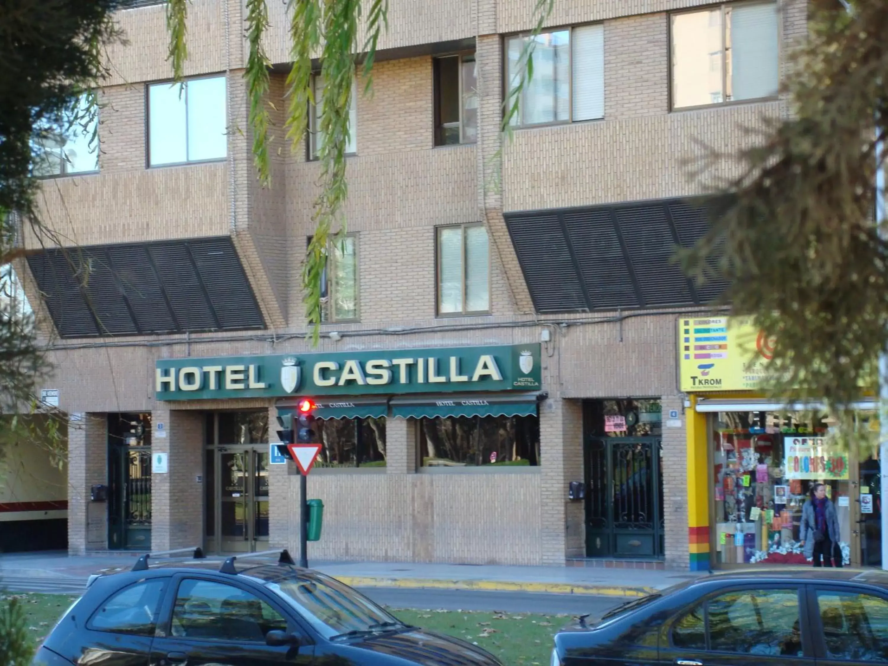 Facade/entrance, Property Building in Hotel Castilla