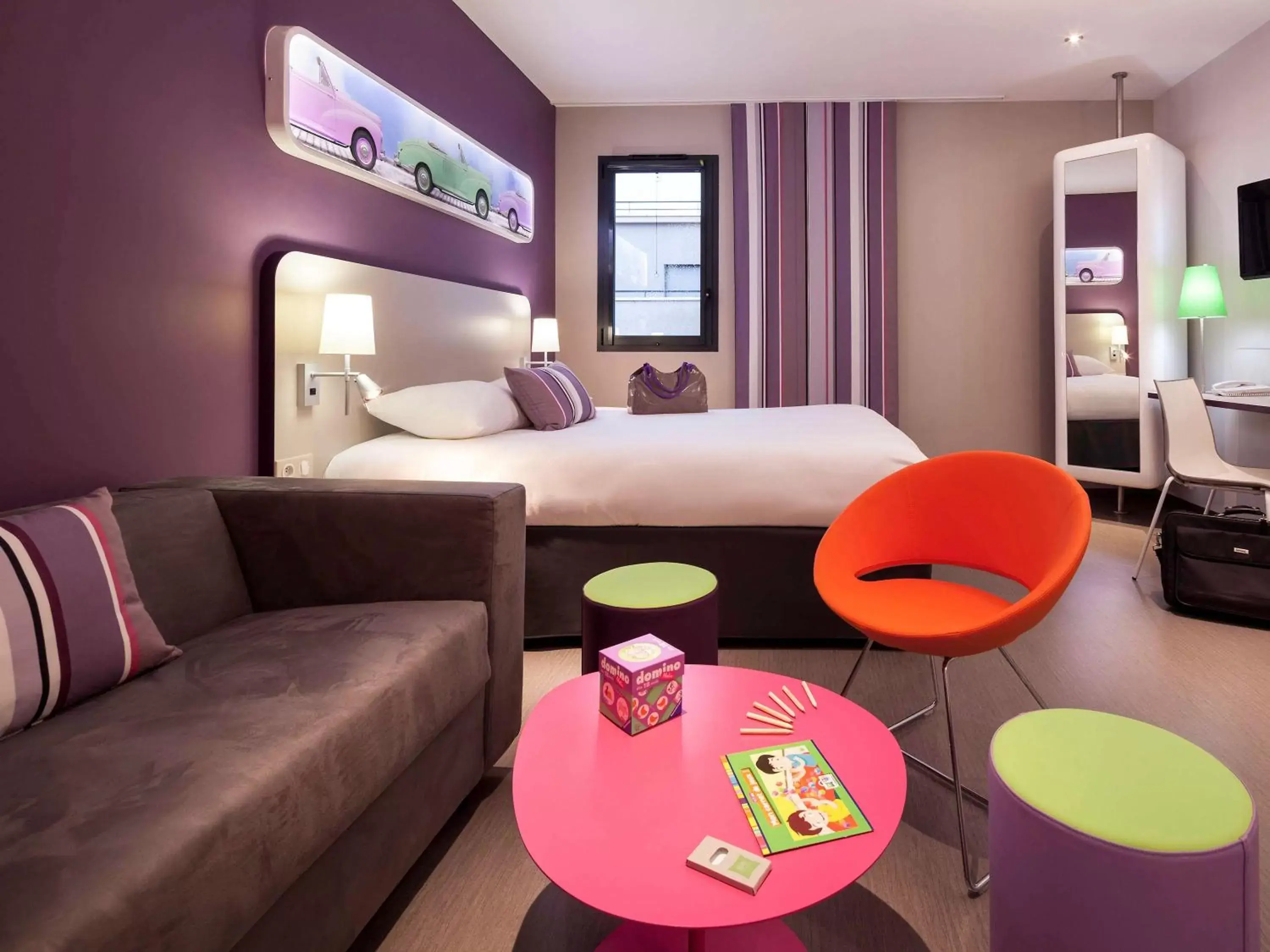 Photo of the whole room in ibis Styles Montbéliard