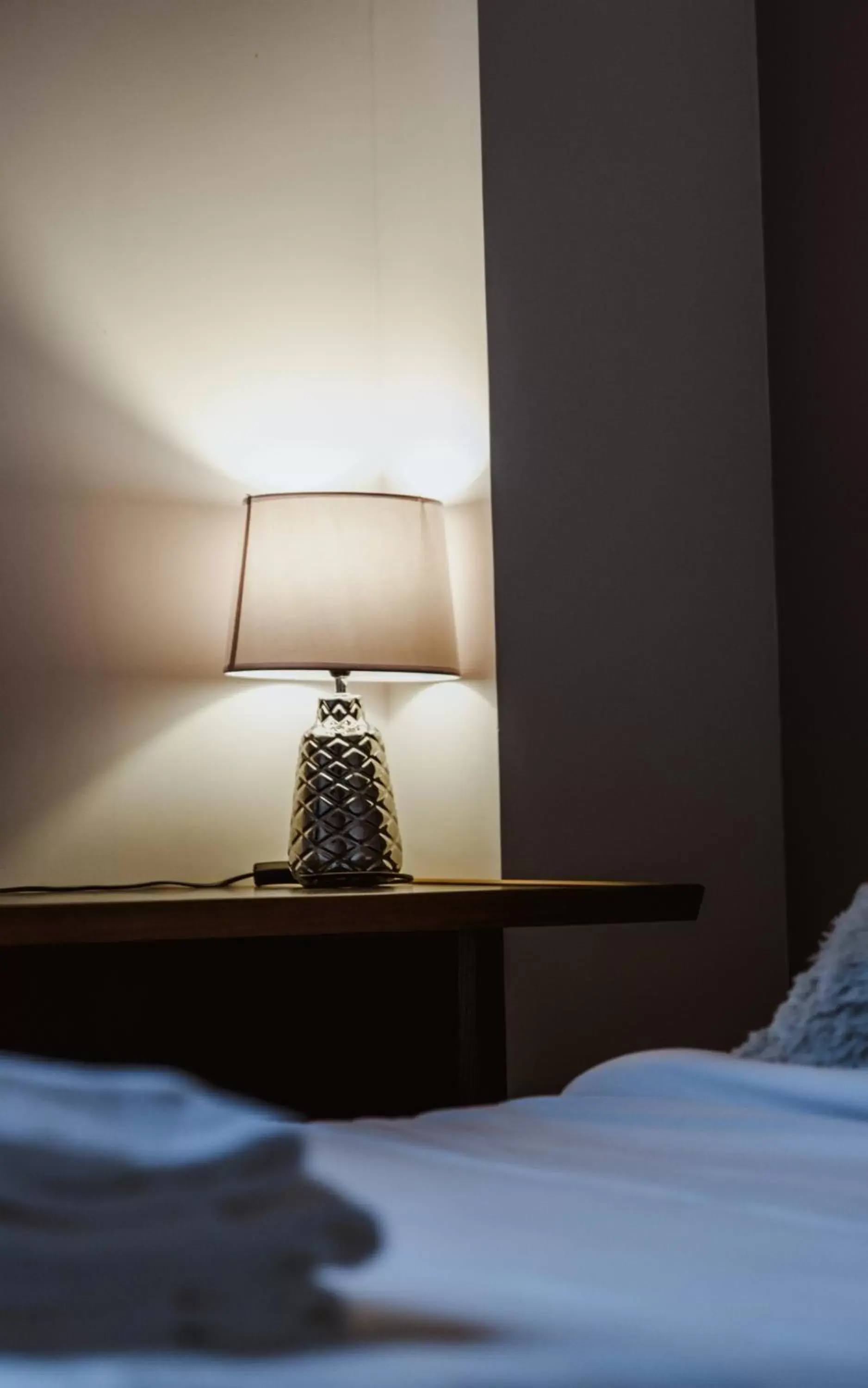 Bed in Hôtel des Arcades