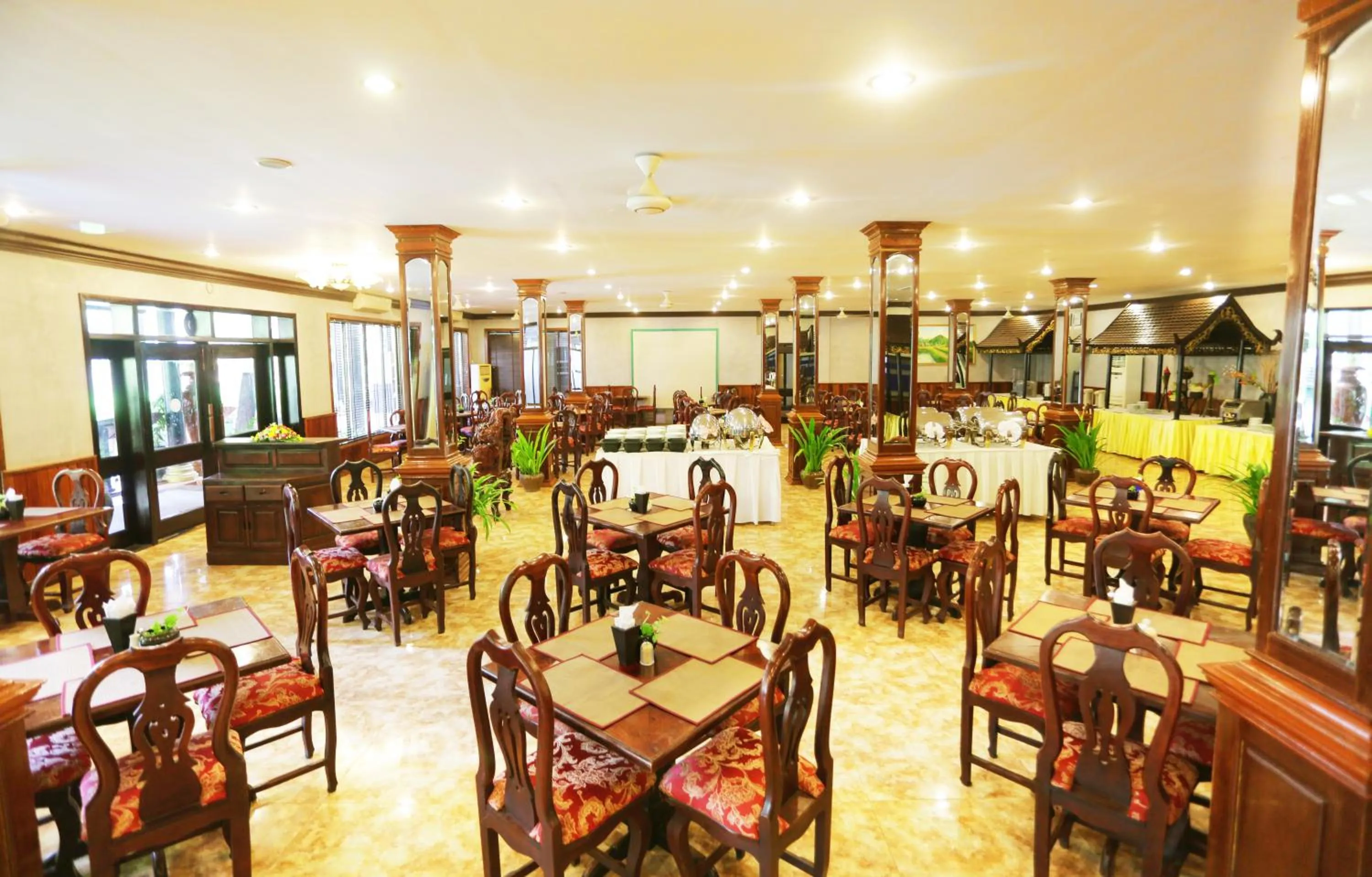 Restaurant/places to eat in Lucky Angkor Hotel & Spa