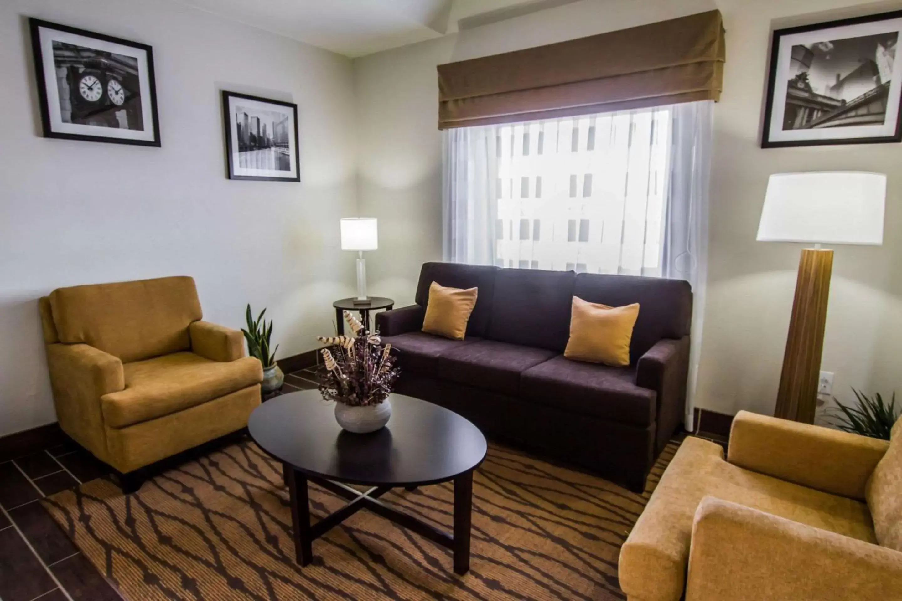 Lobby or reception, Seating Area in Sleep Inn Gallup