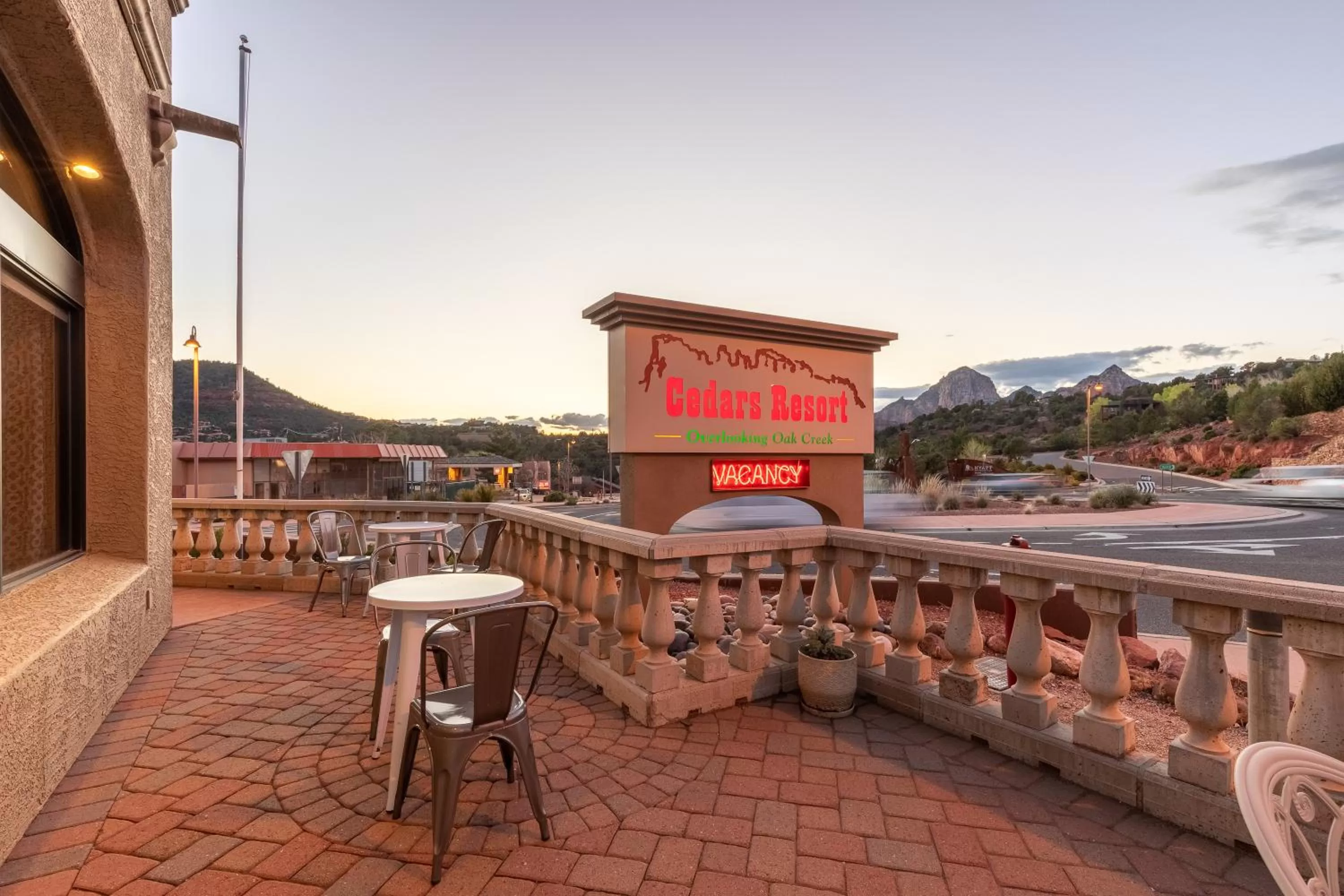 Facade/entrance in Cedars Resort