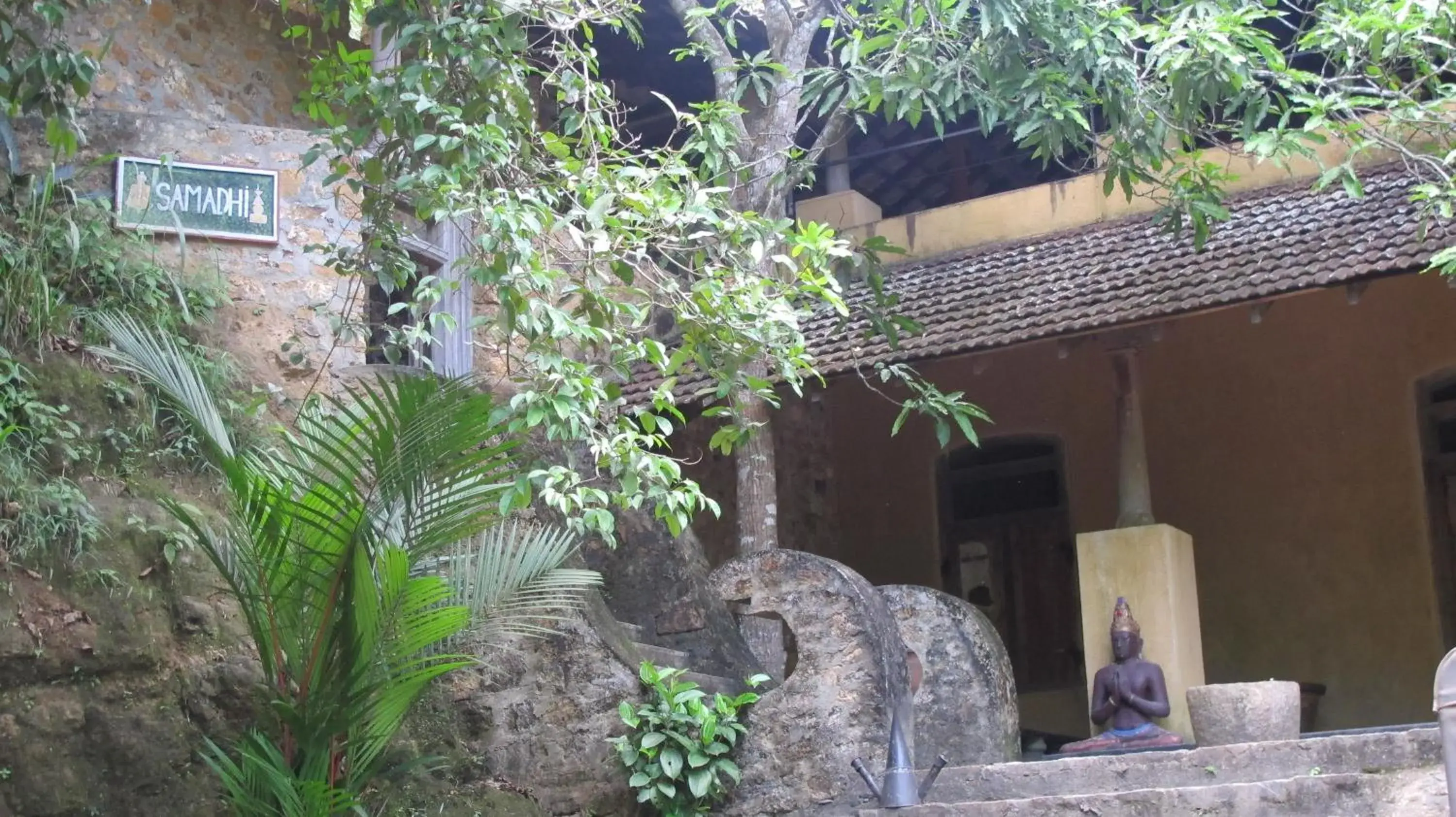 Facade/entrance, Property Building in The Kandy Samadhicentre