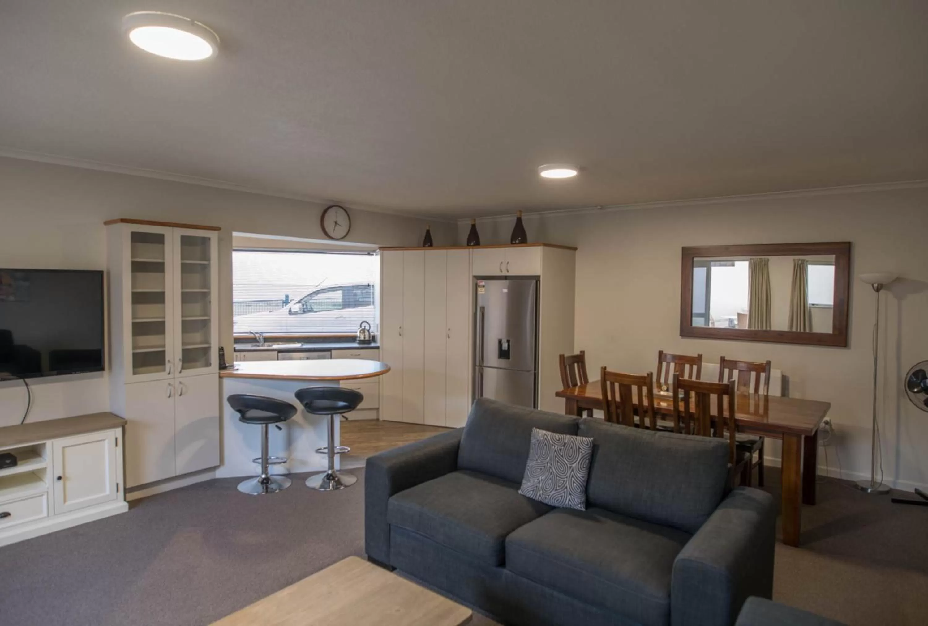 Kitchen or kitchenette in Panorama Motor Lodge