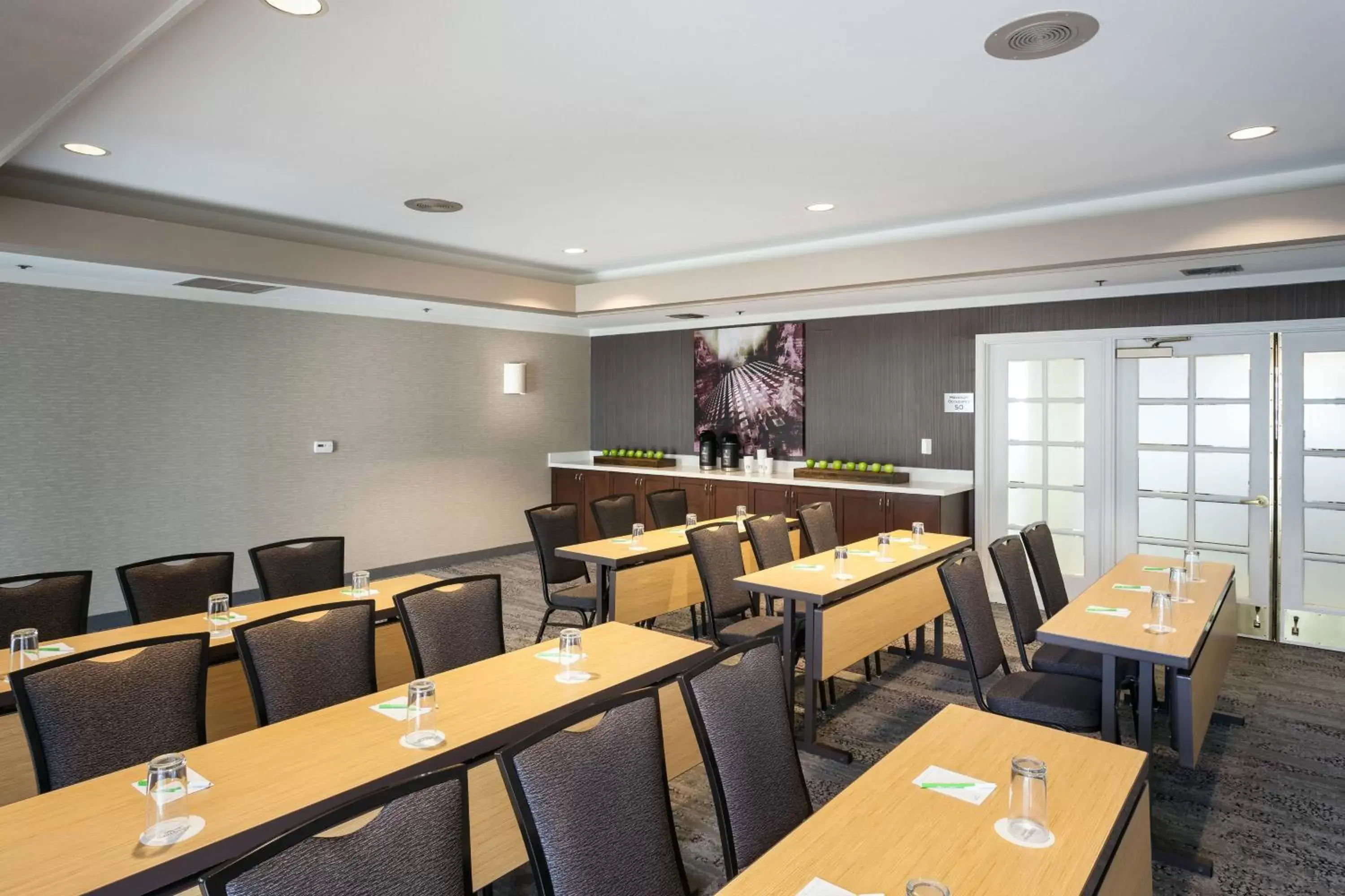 Meeting/conference room in Courtyard by Marriott Stockton