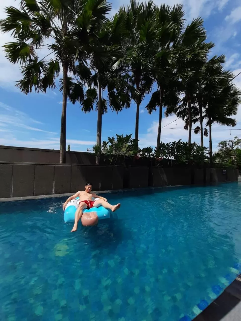 Swimming pool in Premier Place Surabaya Airport