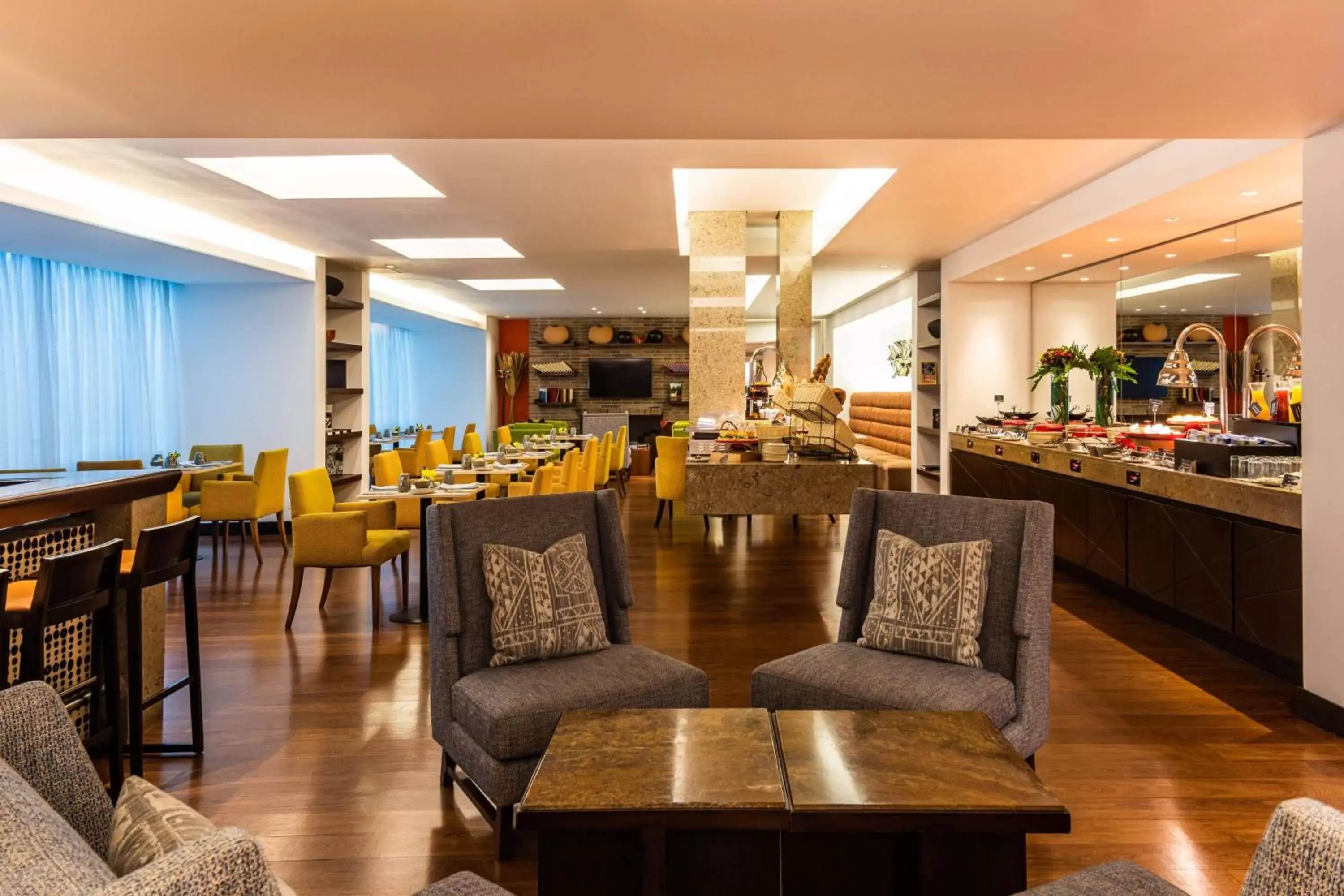 Lounge or bar, Restaurant/Places to Eat in Bogotá Marriott Hotel