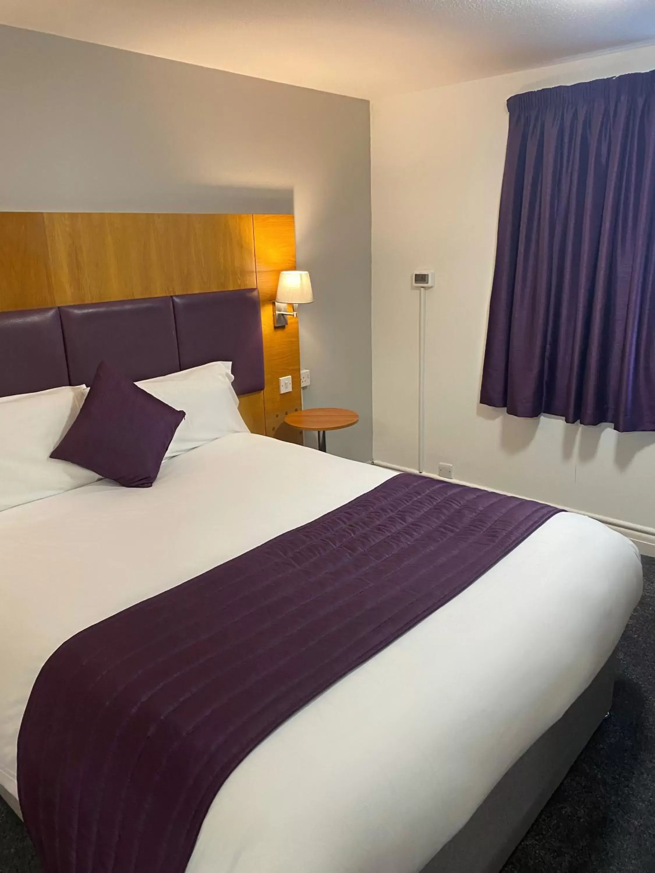 Bed in Purple Roomz Preston South