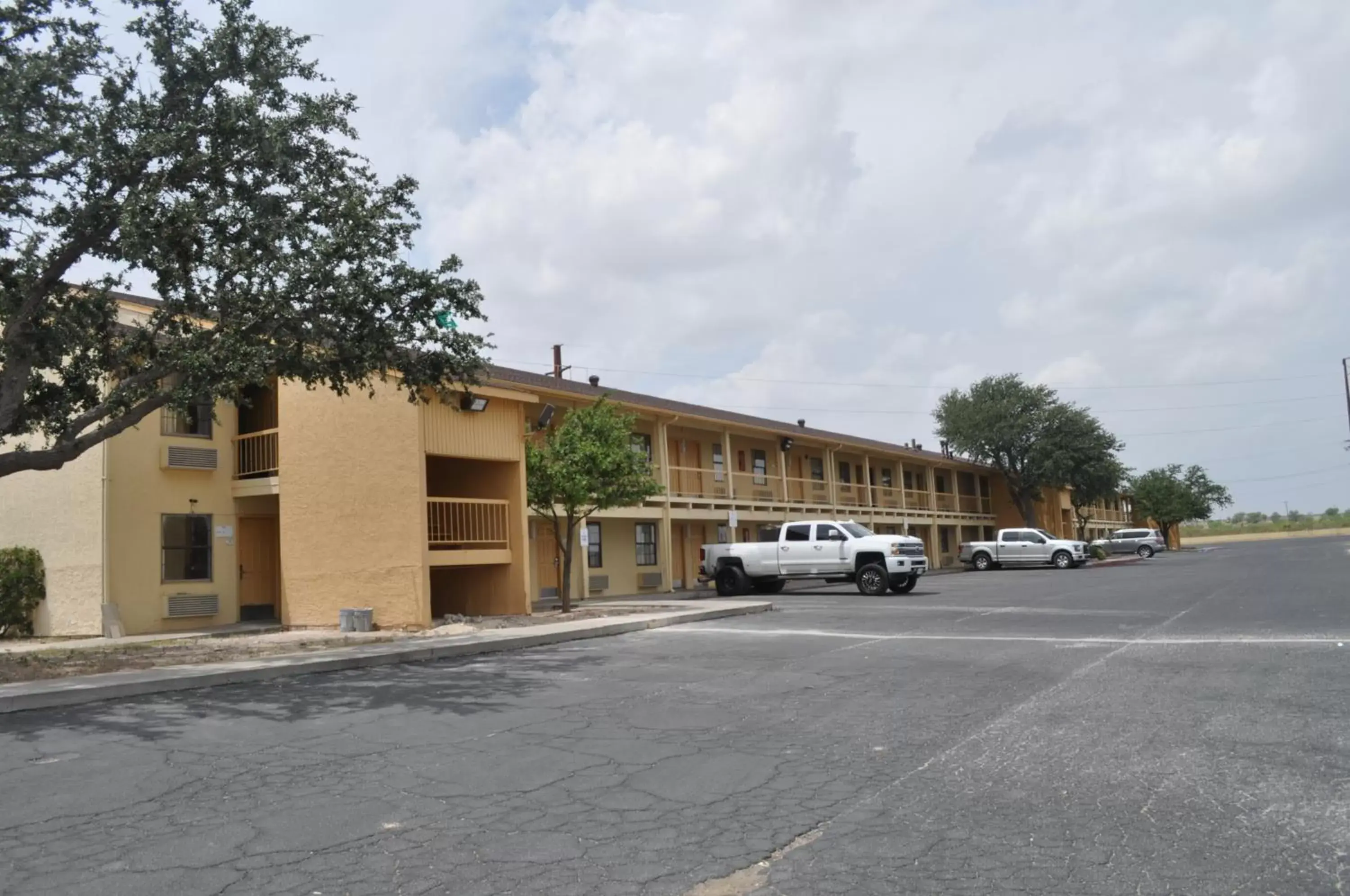 Property Building in Baymont by Wyndham Fort Stockton 