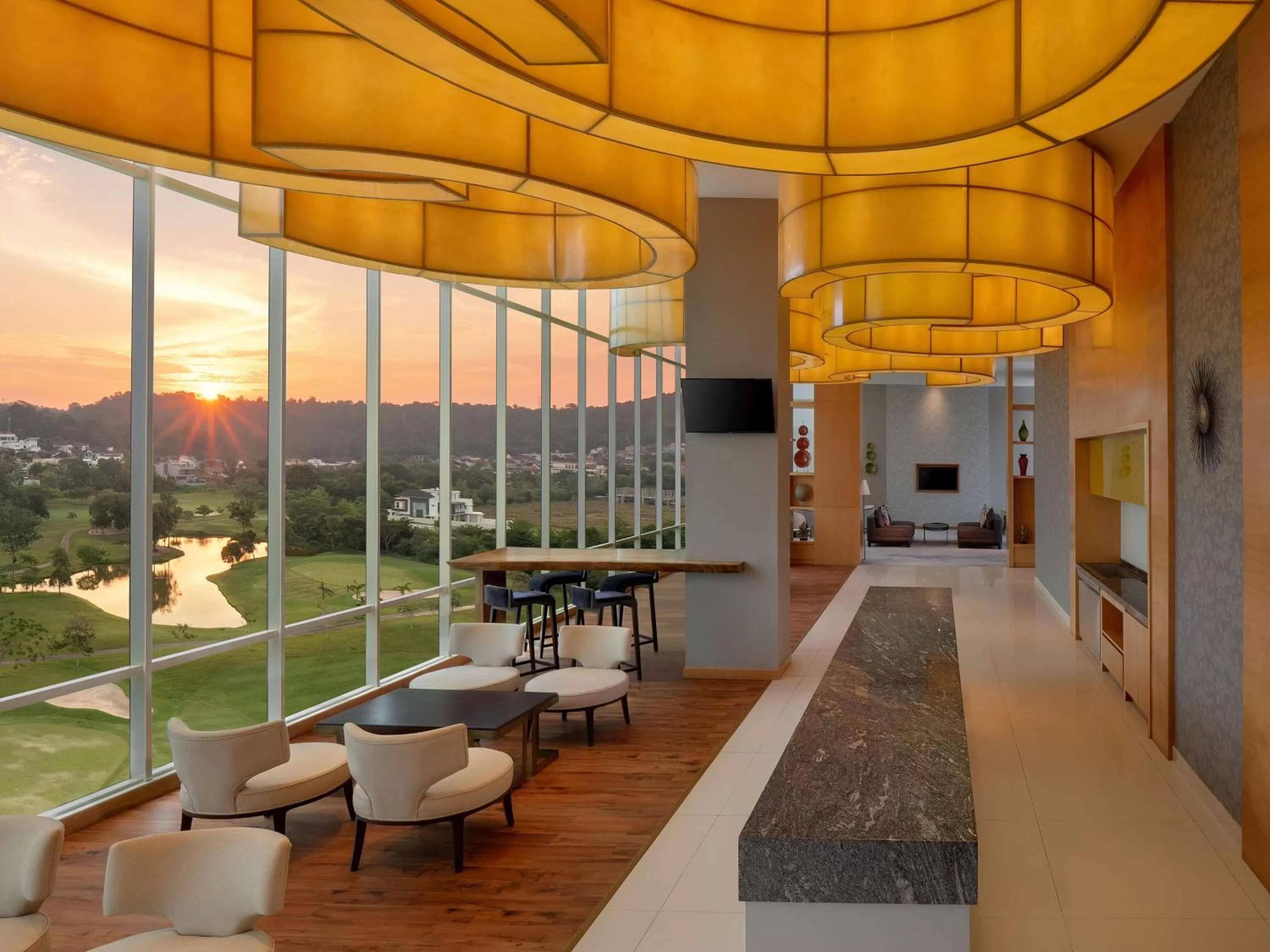 Lounge or bar in Radisson Golf & Convention Center Batam