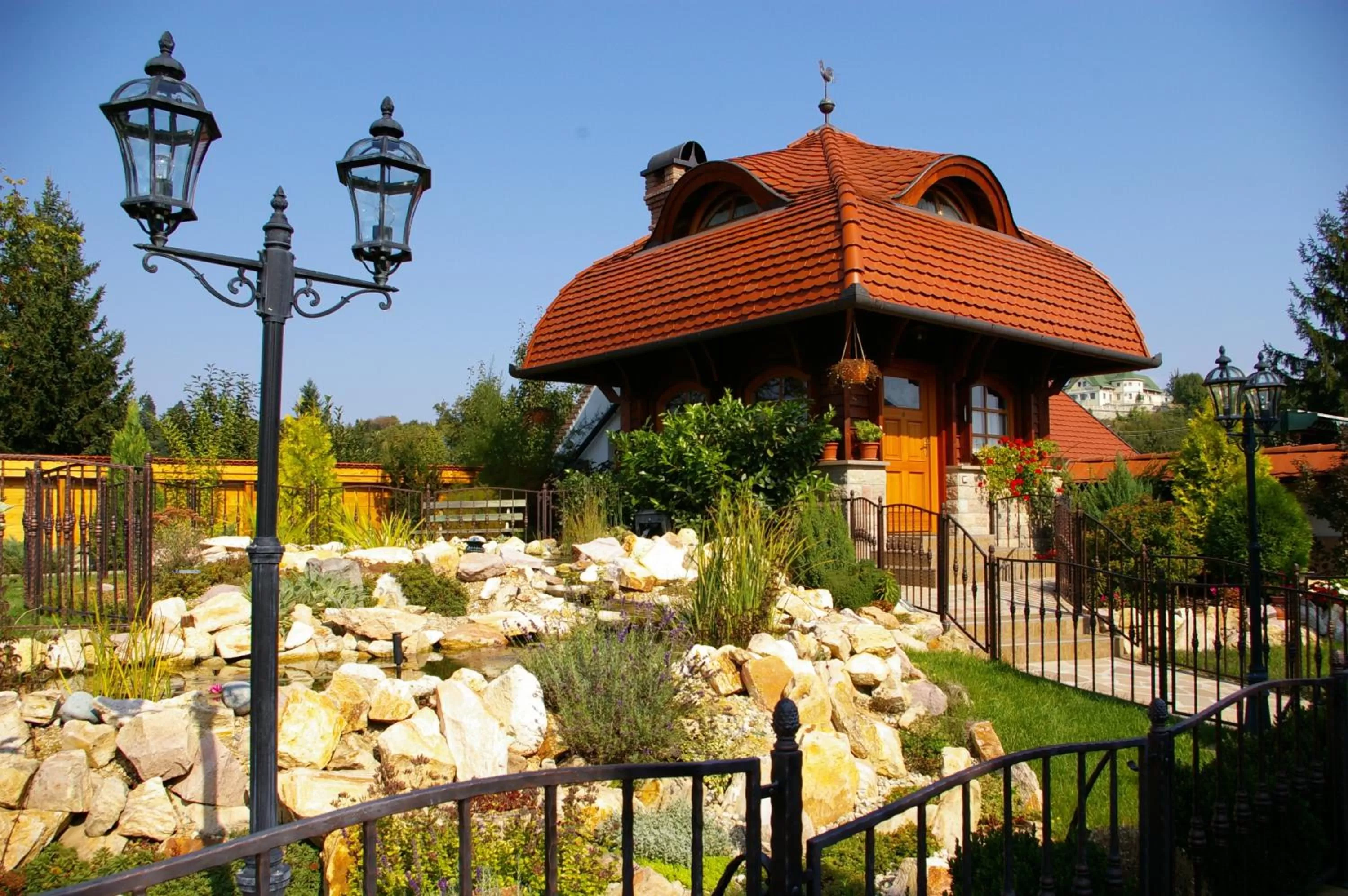 Facade/entrance in Kulacs Csarda Panzio