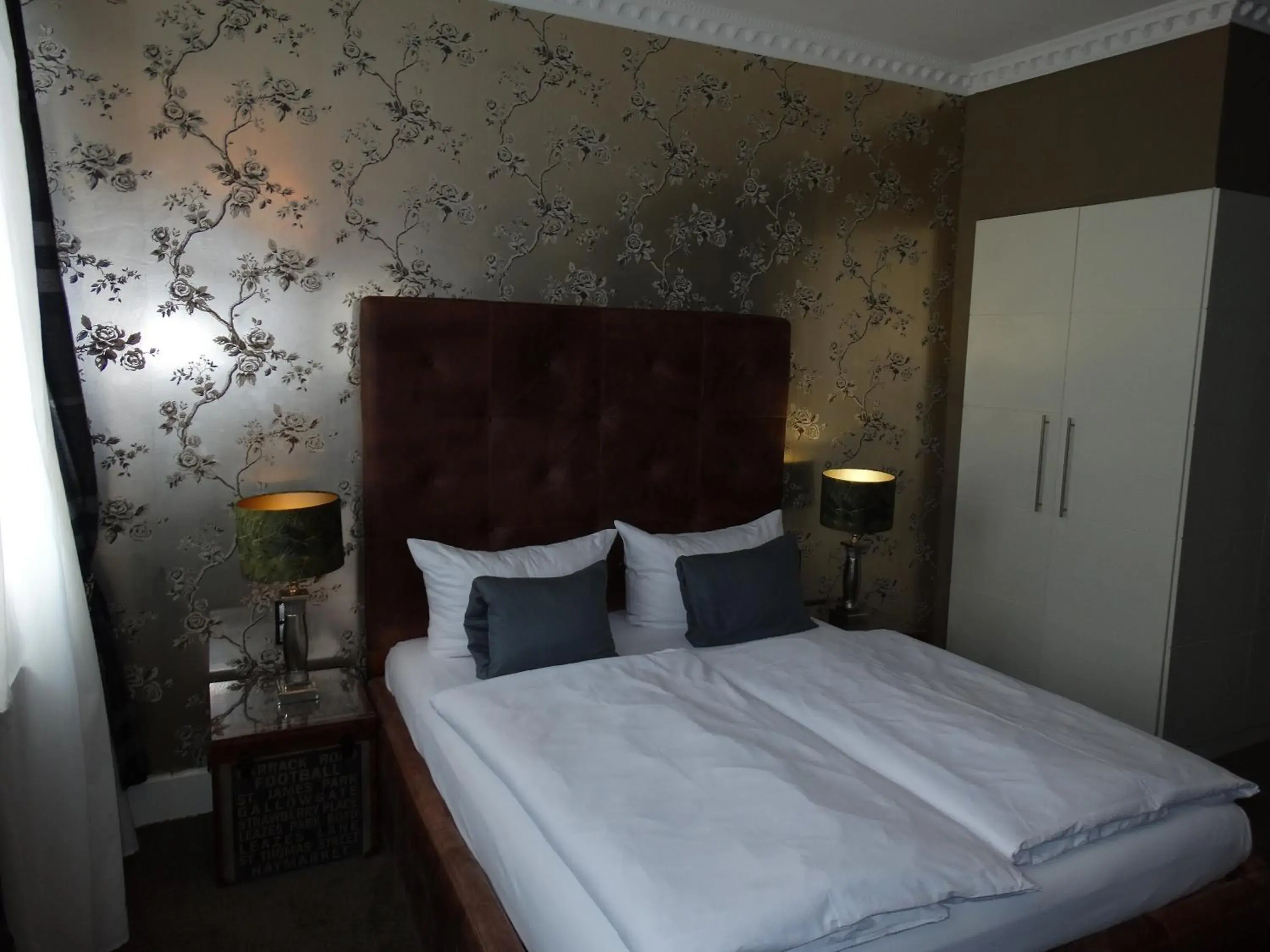 Bed in Boutique-Hotel GEORGES