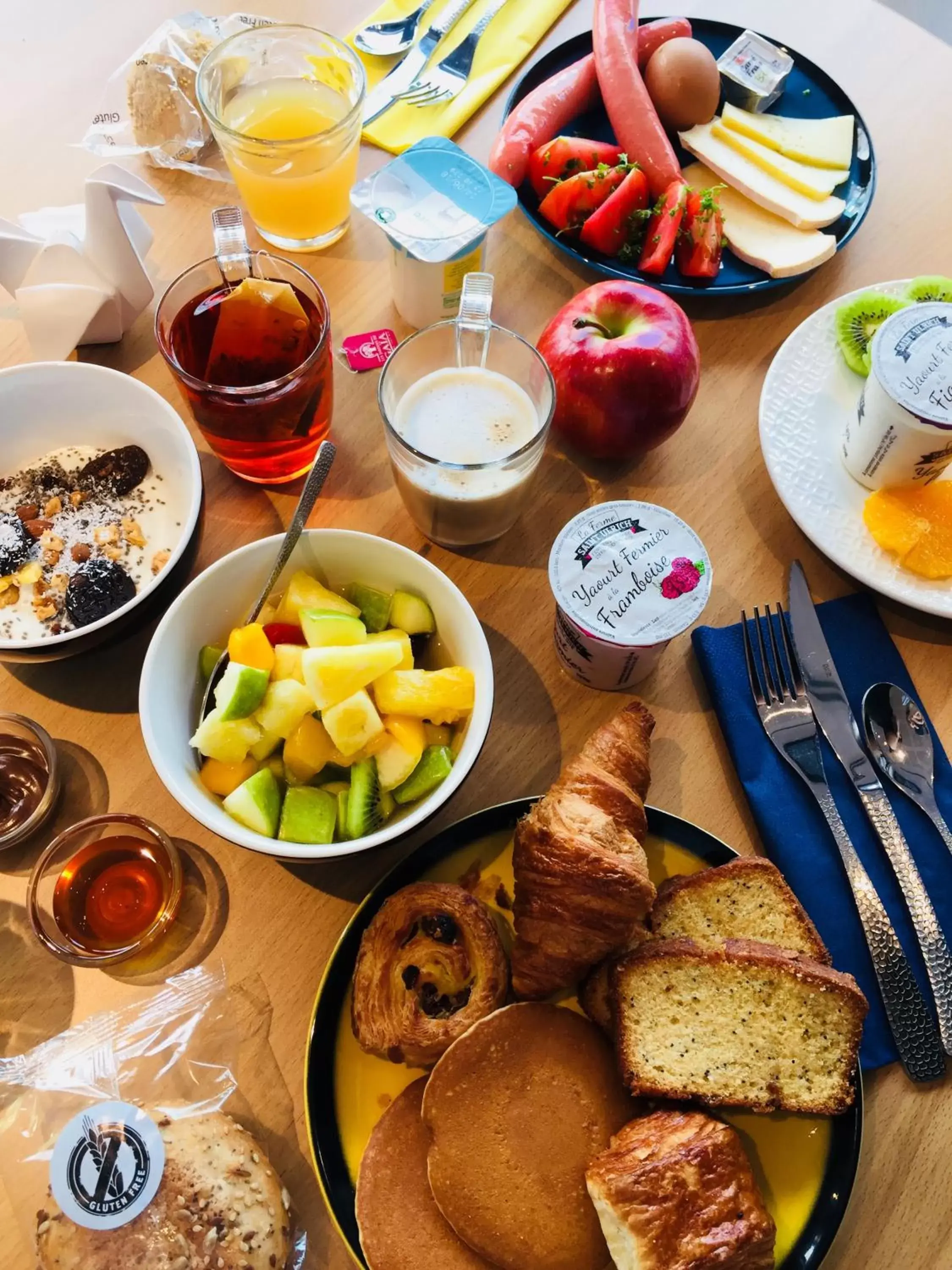 Buffet breakfast, Breakfast in Hôtel ORIGAMI