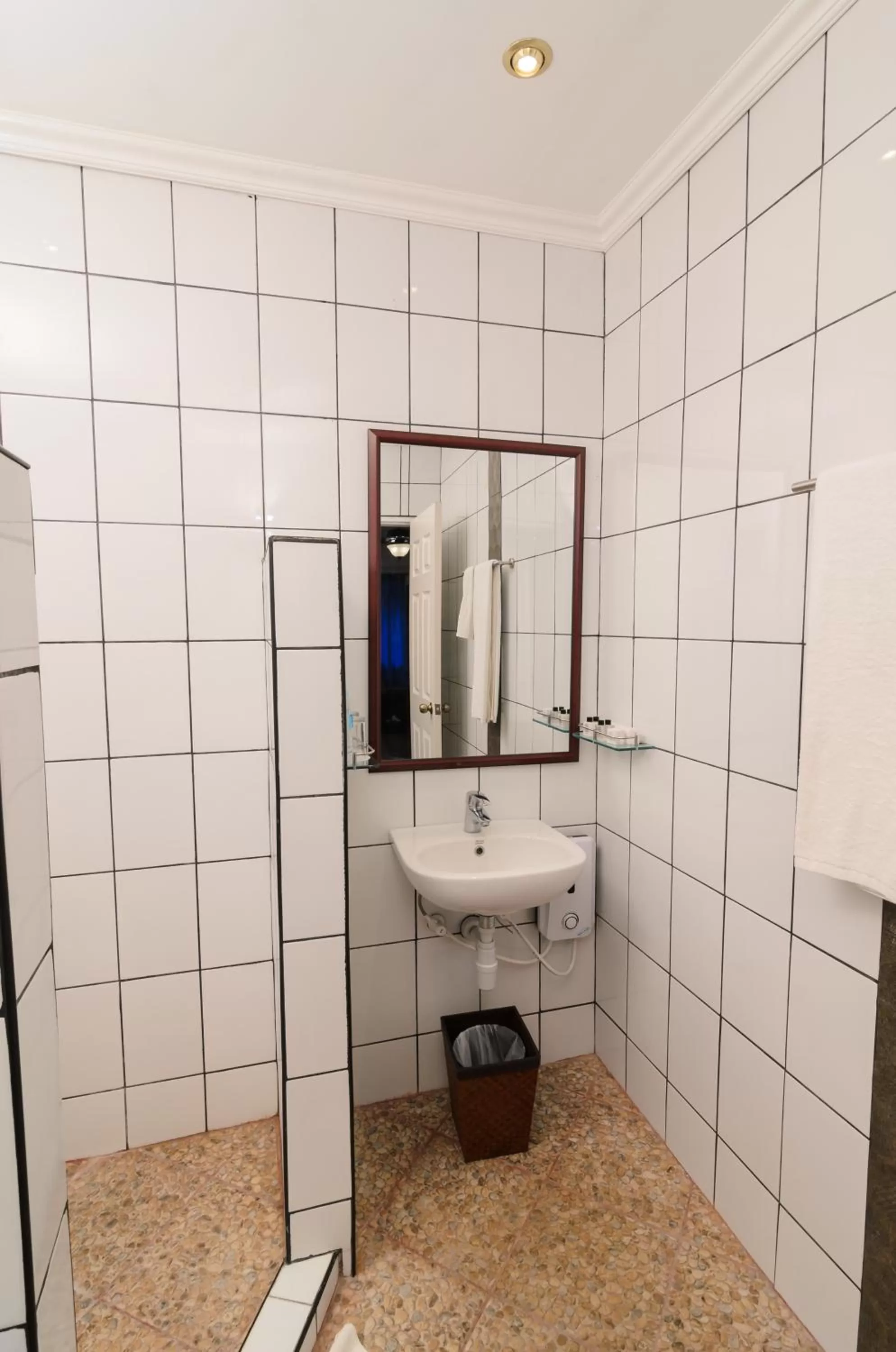 Shower in Bohol Sea Resort