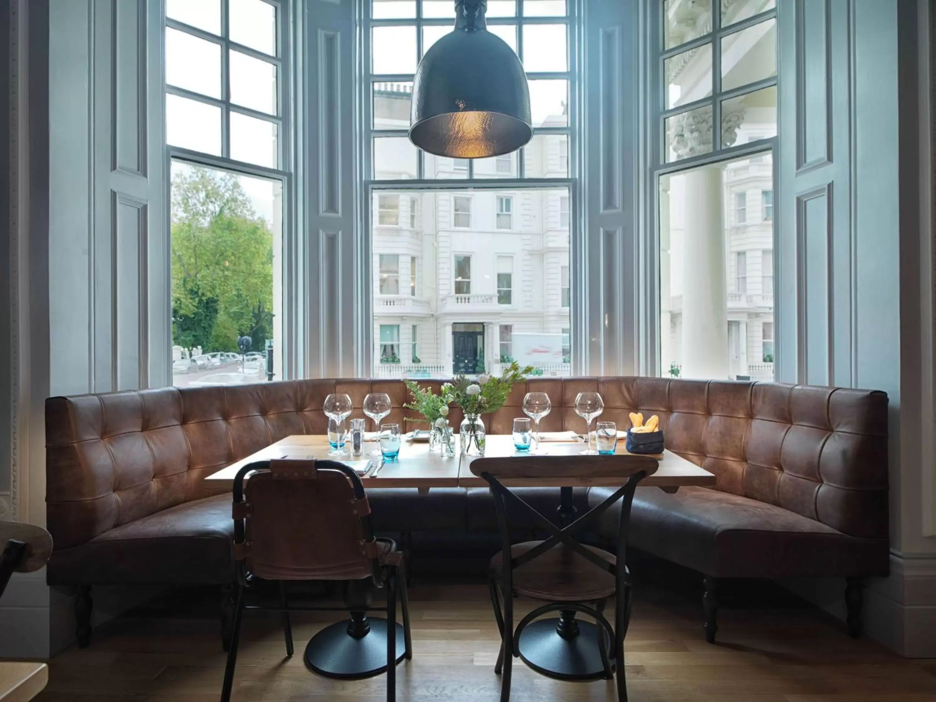 Lounge or bar, Restaurant/Places to Eat in Radisson Blu Edwardian Vanderbilt Hotel, London