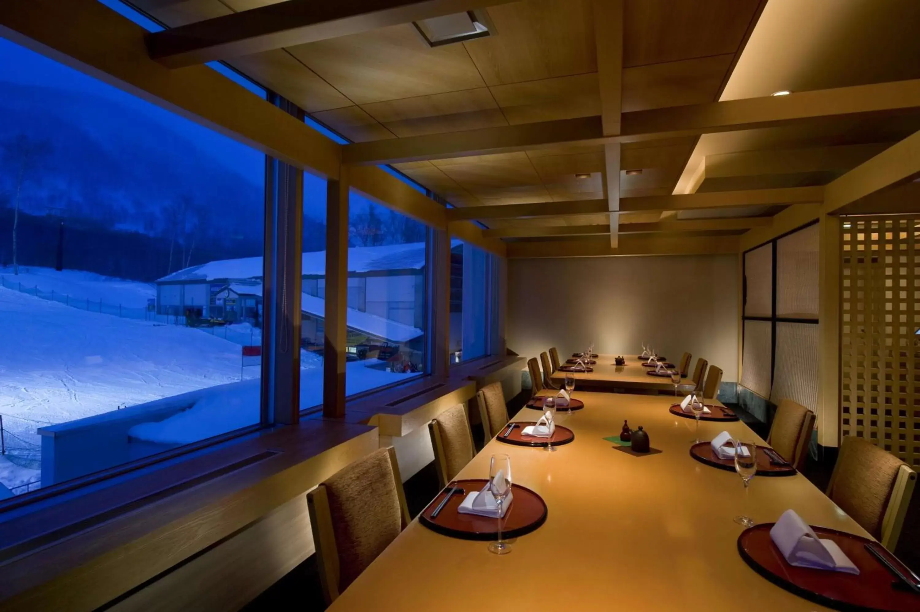 Restaurant/places to eat in Hilton Niseko Village Restaurant/places to eat in Hilton Niseko Village