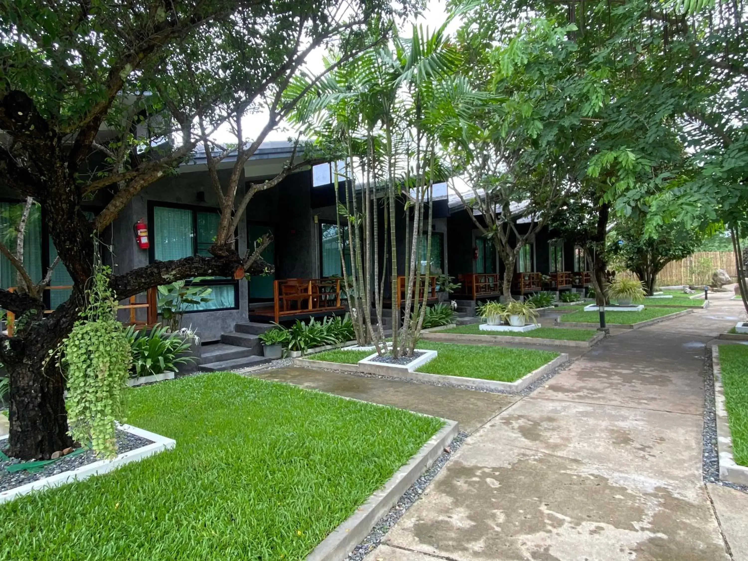 Garden in Family House Zen Boutique Resort