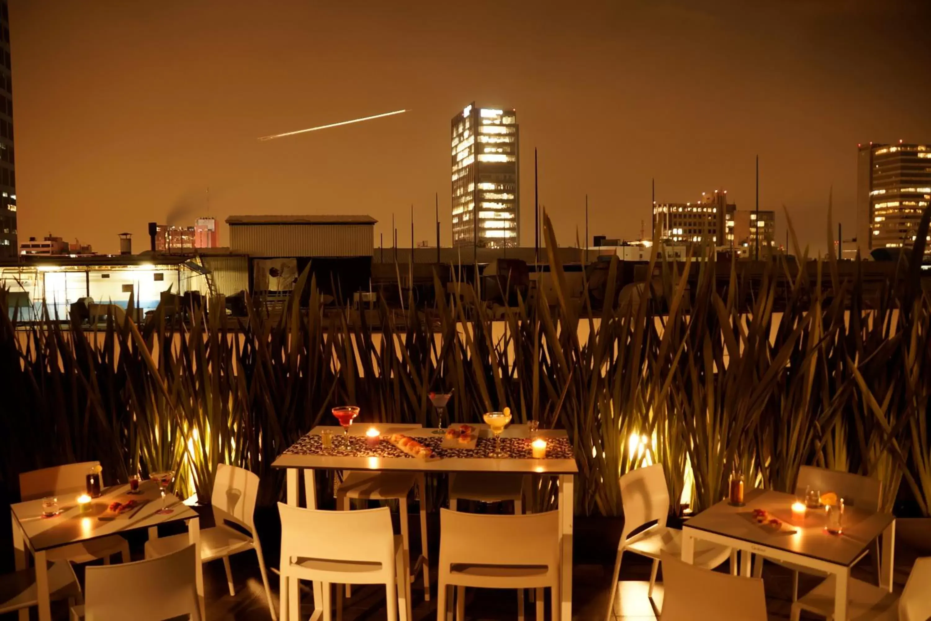 Balcony/Terrace, Restaurant/Places to Eat in Isaaya Hotel Boutique by WTC