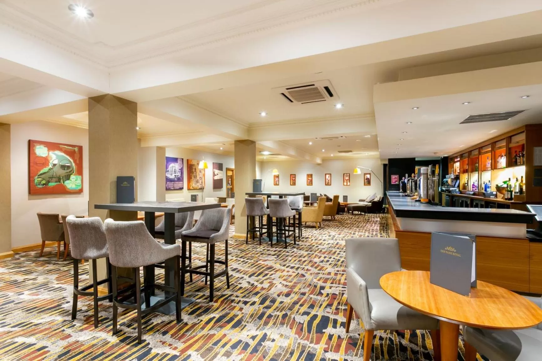 Restaurant/places to eat in The Park Royal Hotel & Spa