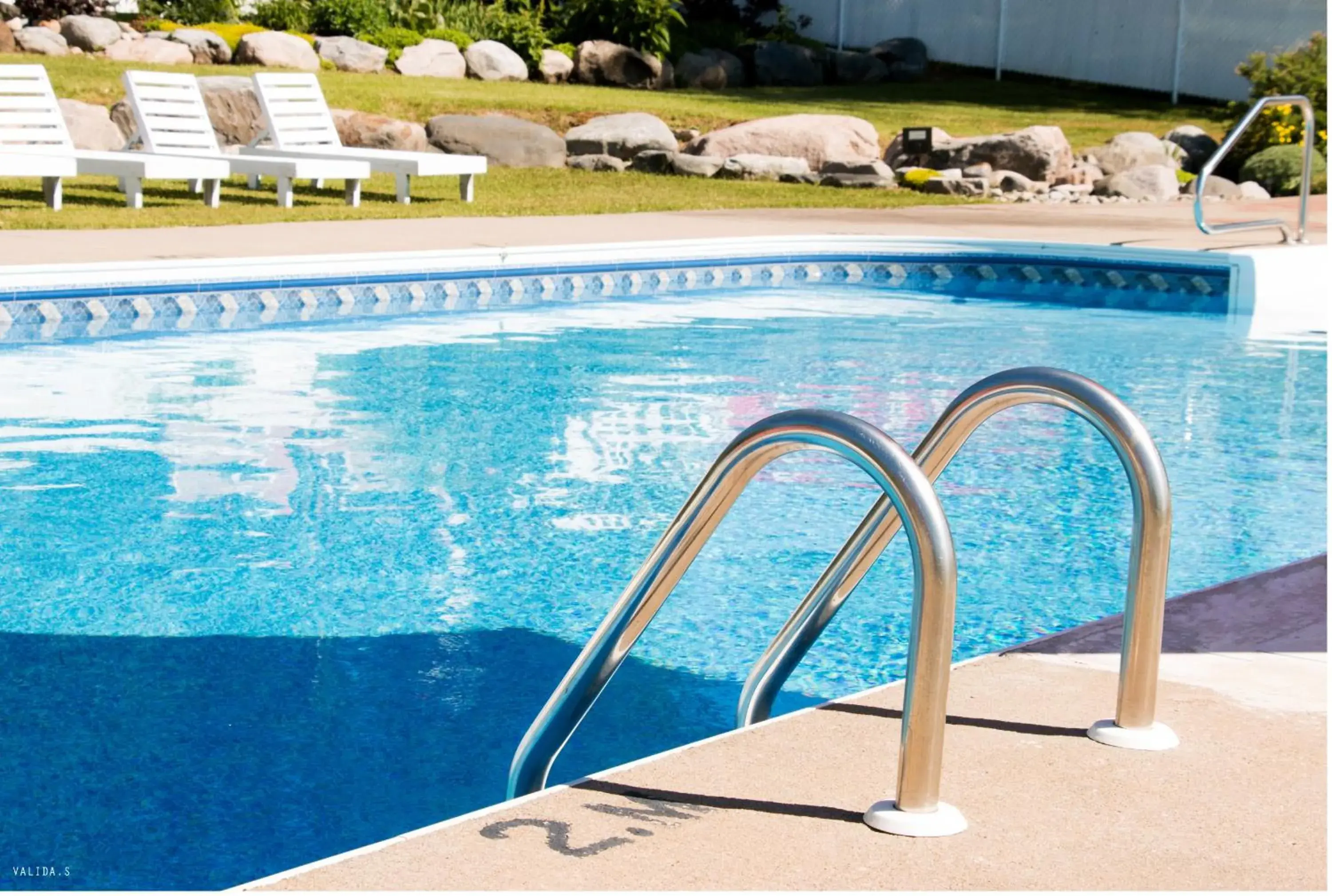 , Swimming Pool in Hotel Tadoussac