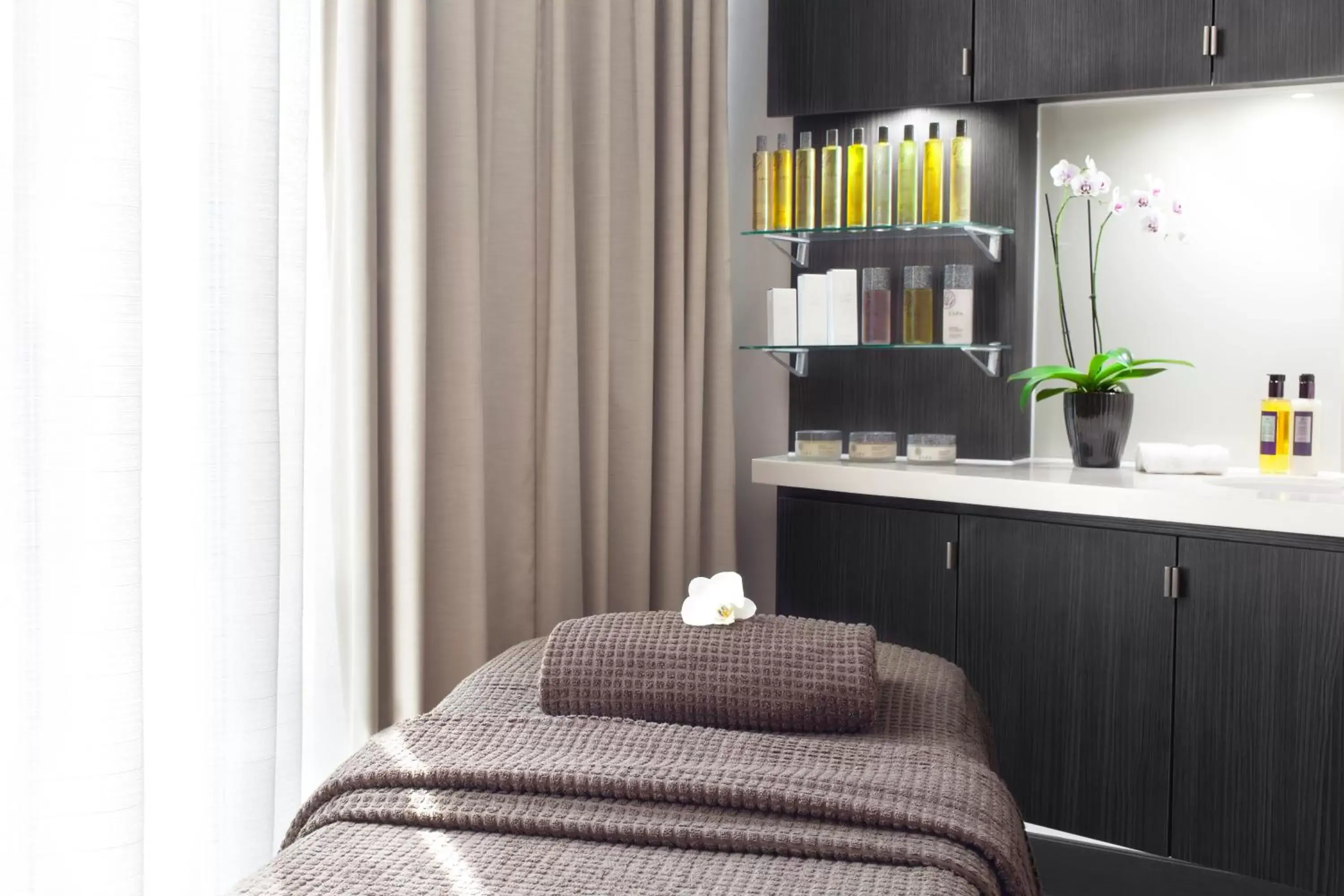 Spa and wellness centre/facilities in Crowne Plaza London - Docklands, an IHG Hotel