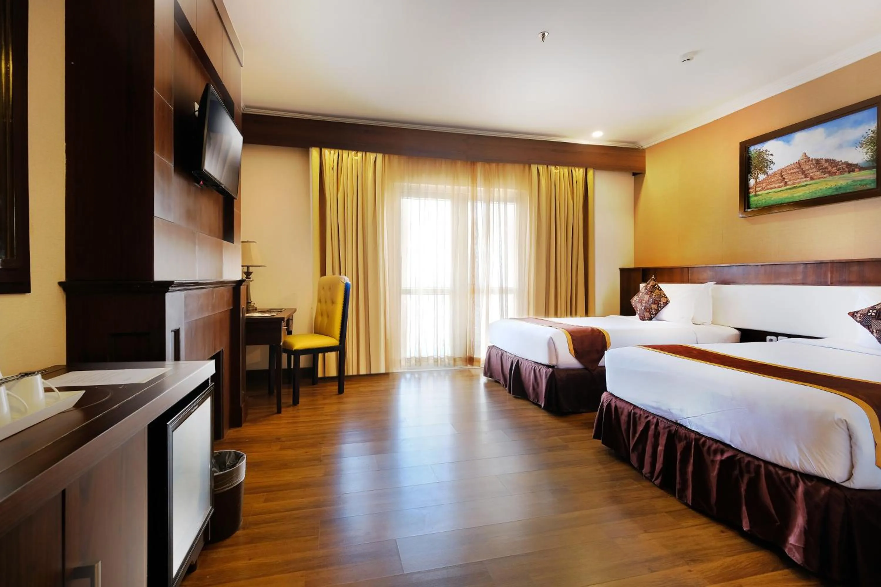 Bed in Royal Darmo Malioboro
