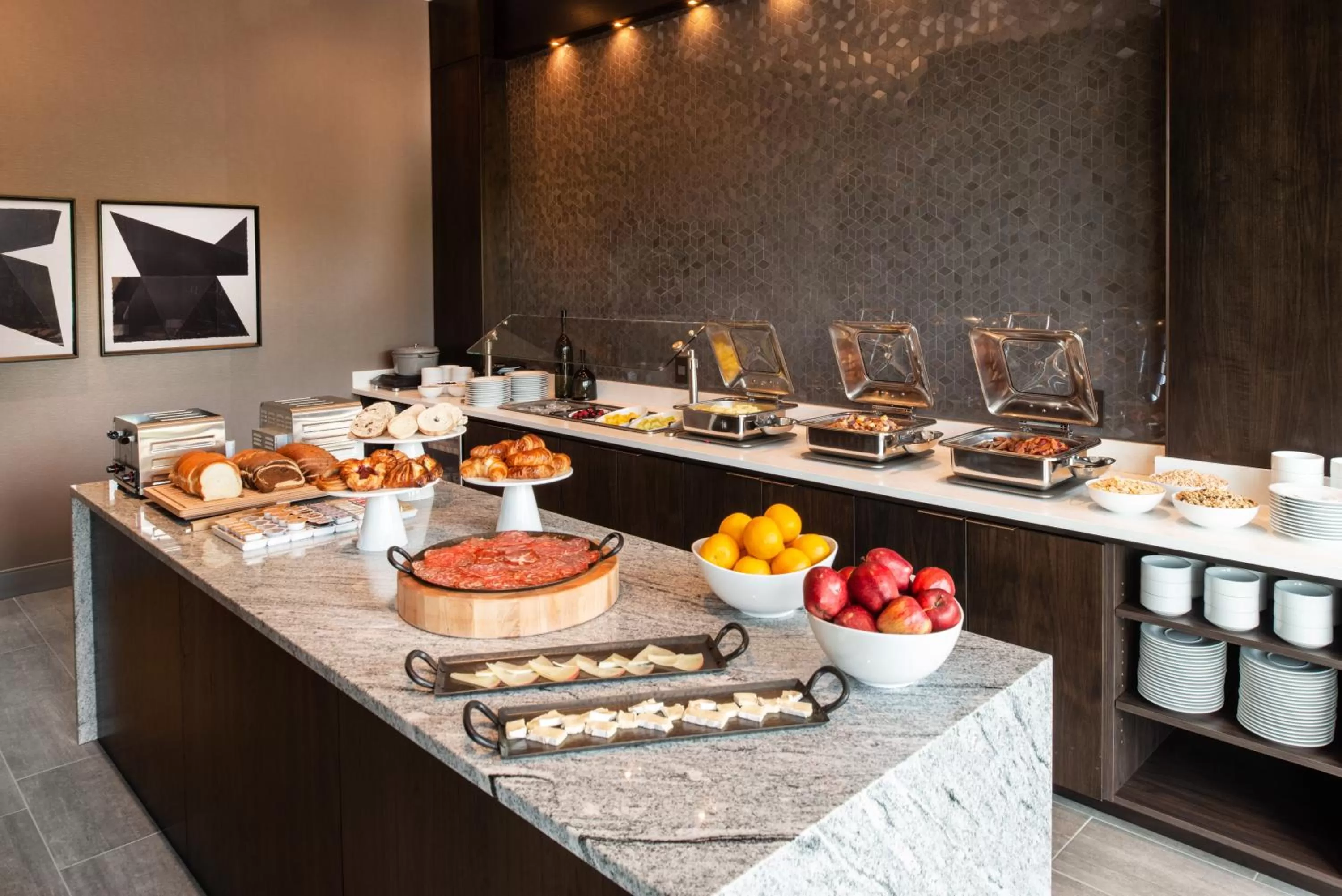 Breakfast in Holiday Inn Boston Logan Airport - Chelsea by IHG