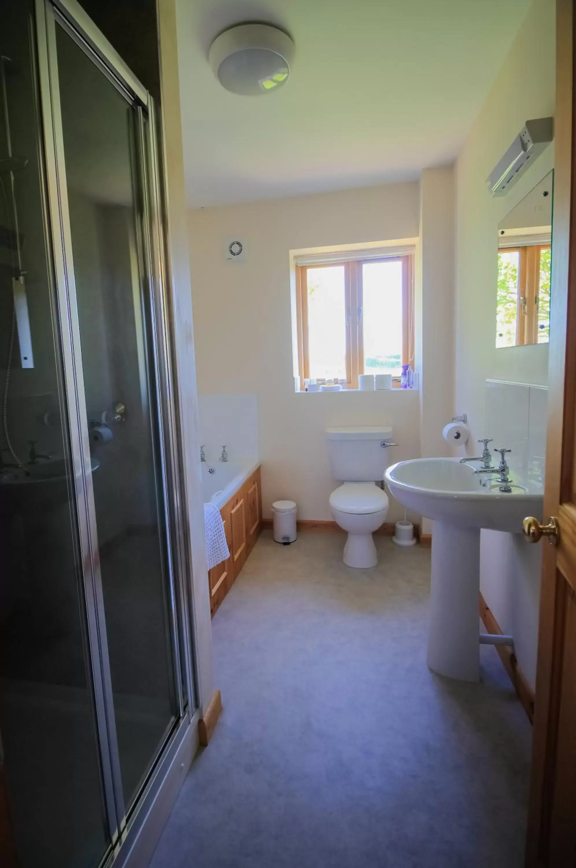 Double Room in Three Ways Farmhouse B&B Double Room in Three Ways Farmhouse B&B