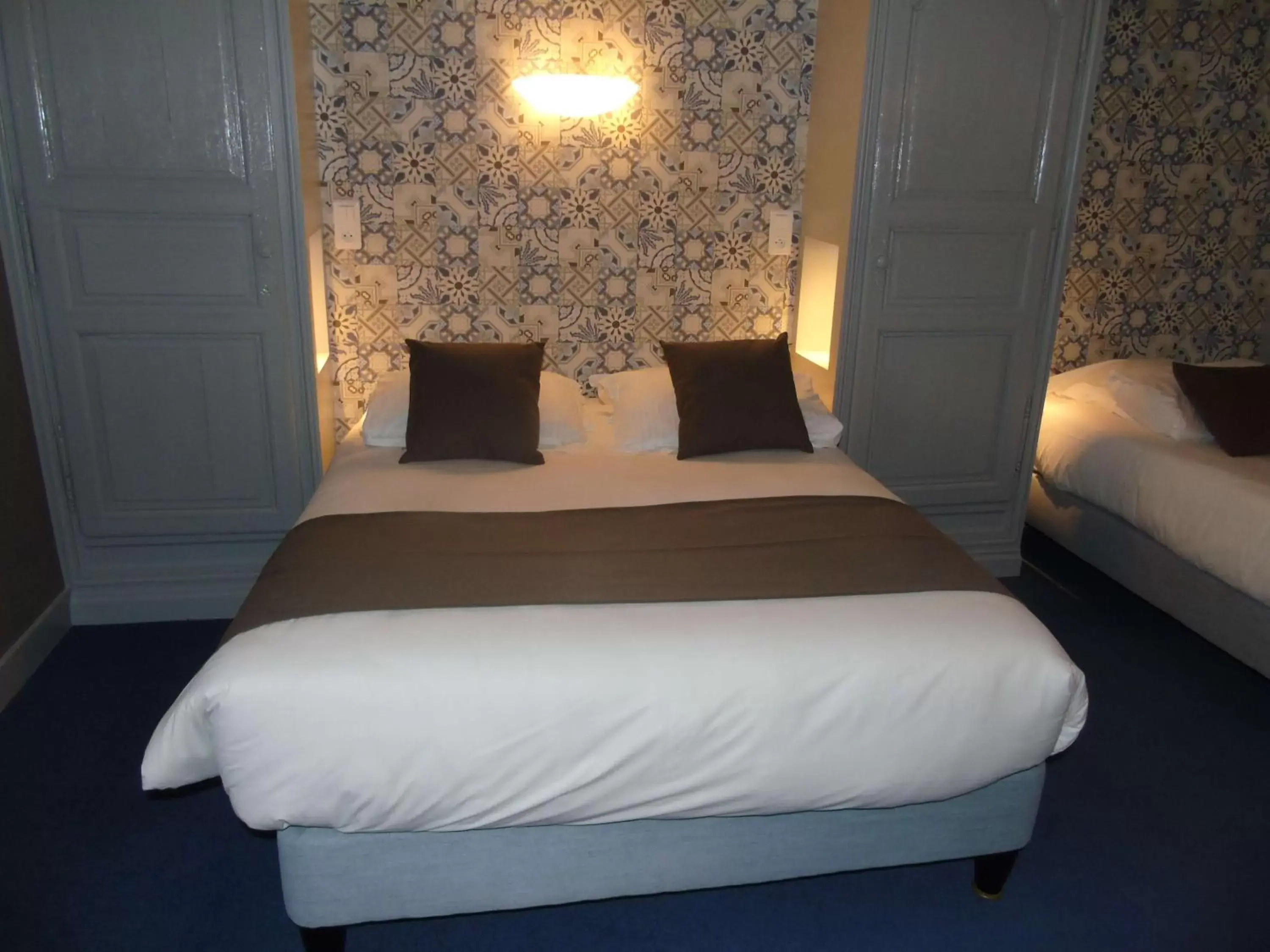 Photo of the whole room, Bed in Best Western Hôtel Montgomery