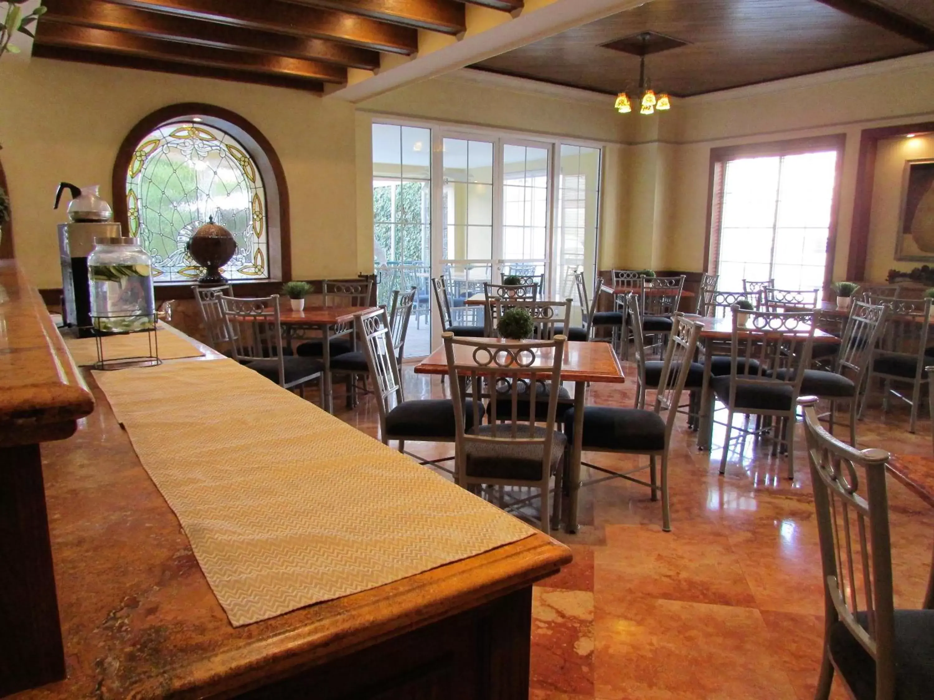 Breakfast in Best Western Hotel Posada Del Rio Express Breakfast in Best Western Hotel Posada Del Rio Express