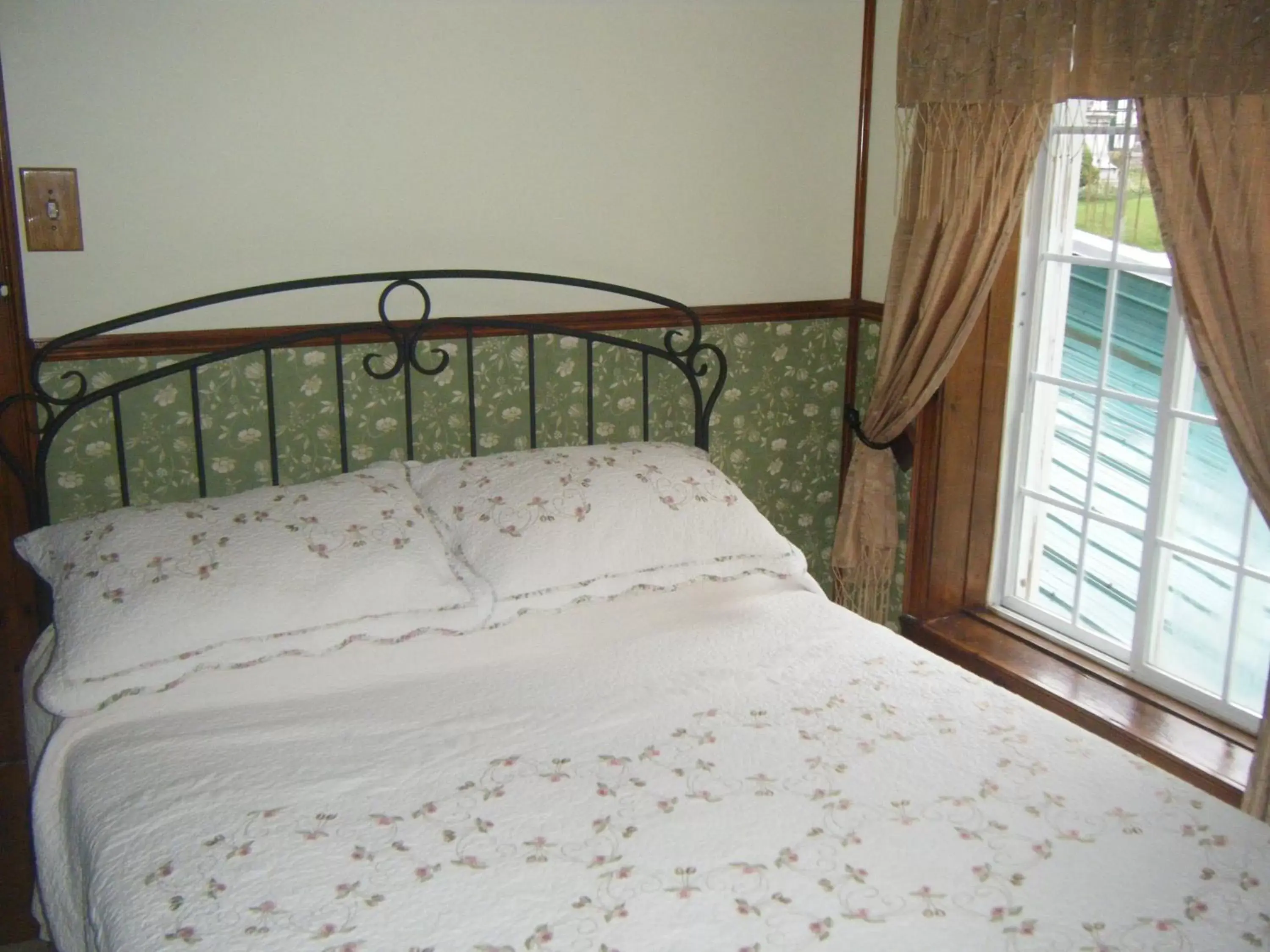 Double Room - single occupancy in Auberge le St-Gab Double Room - single occupancy in Auberge le St-Gab