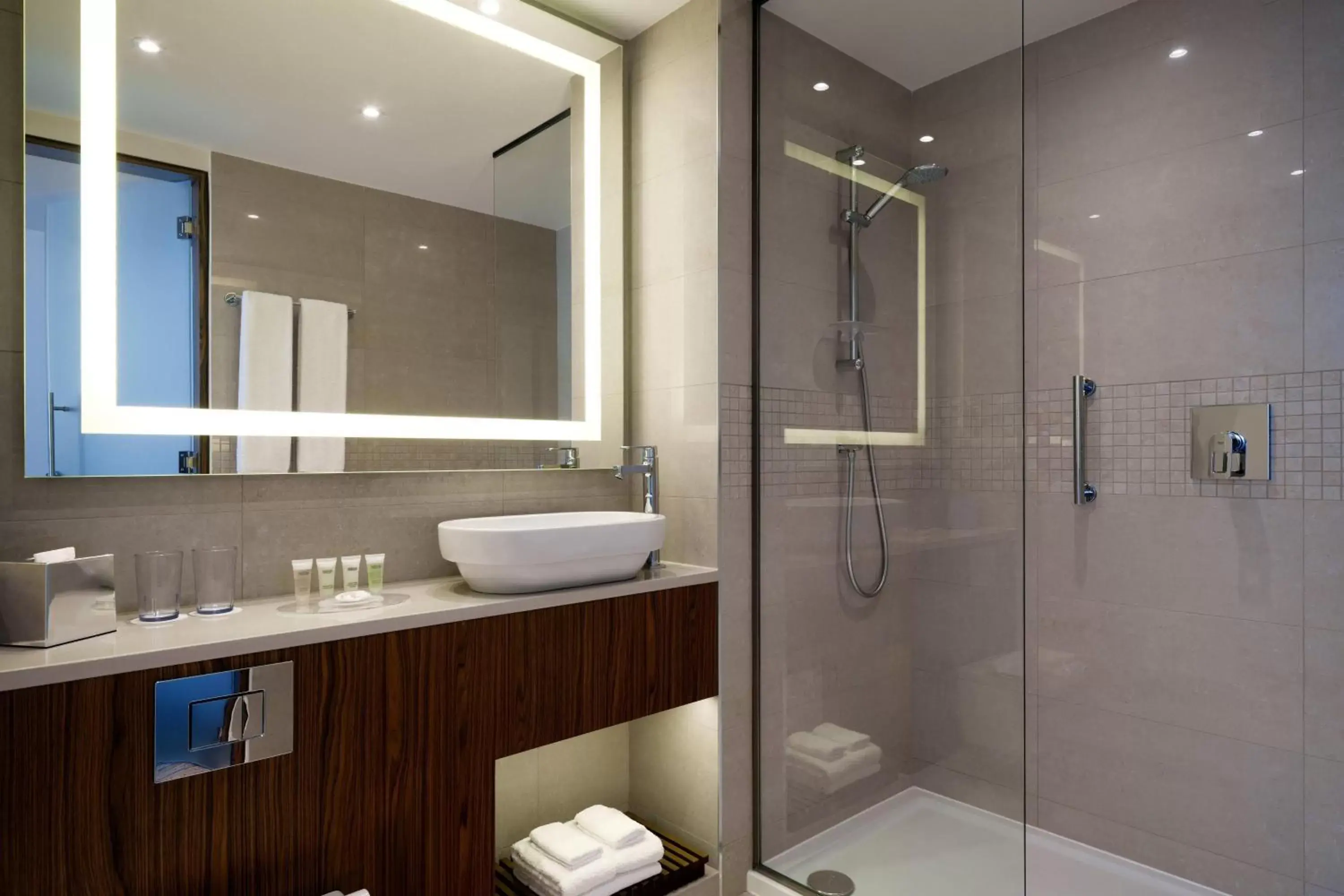 Bathroom in Courtyard by Marriott Belgrade City Center