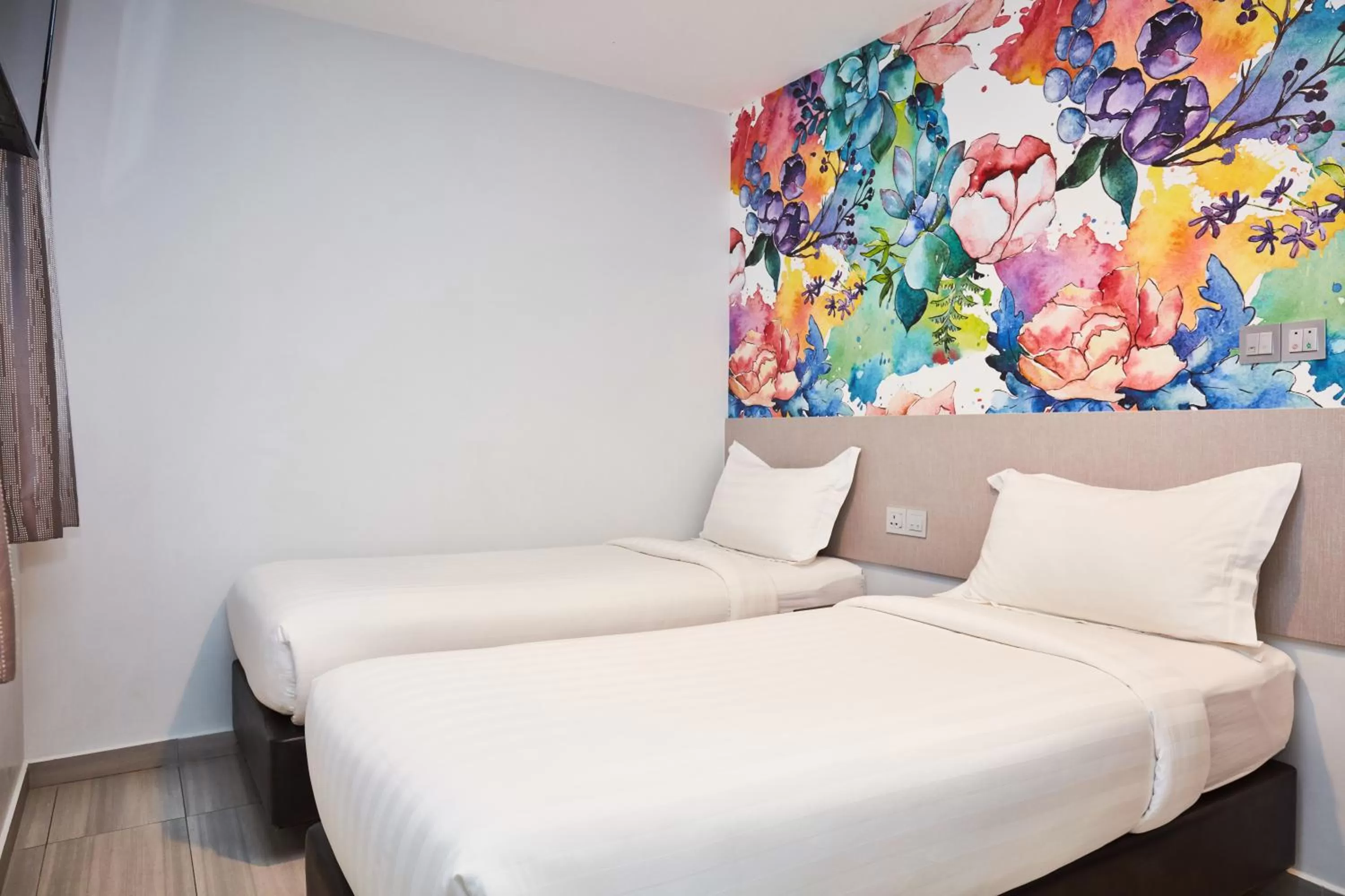 Bed in ibis budget Singapore Selegie