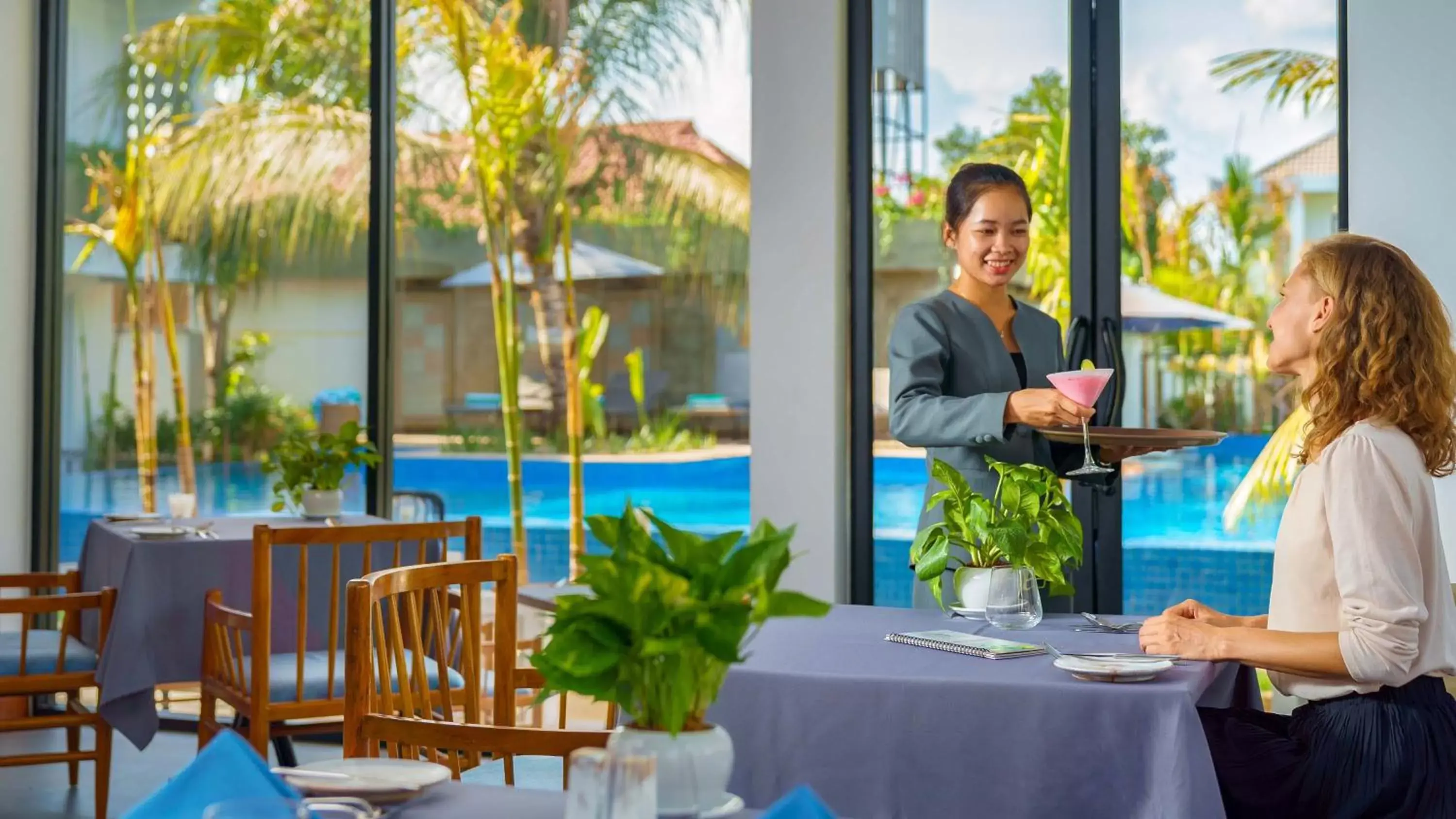 Restaurant/places to eat in Grand Venus La Residence Restaurant/places to eat in Grand Venus La Residence