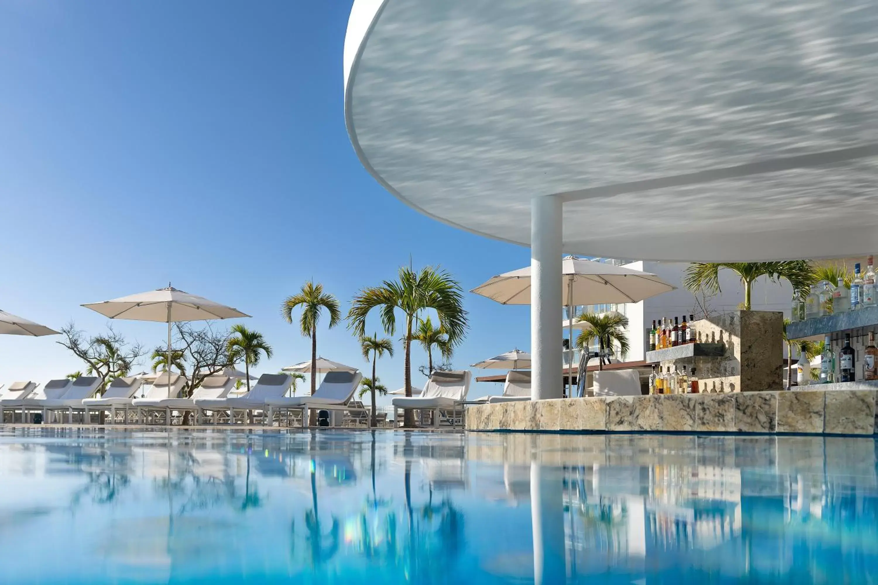 Swimming Pool in Le Blanc Spa Resort Los Cabos Adults Only All-Inclusive