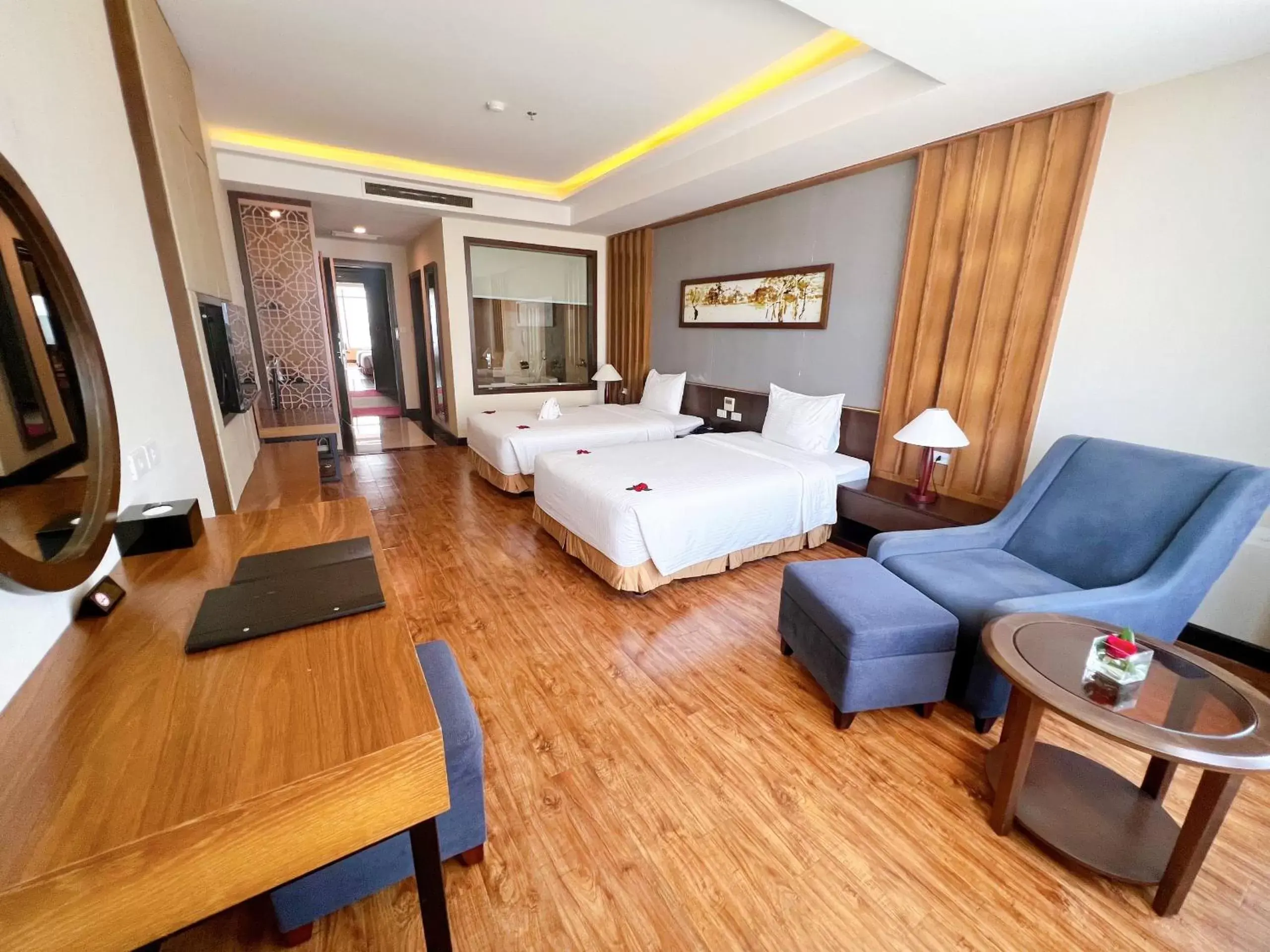 Bed in Muong Thanh Luxury Nhat Le Hotel