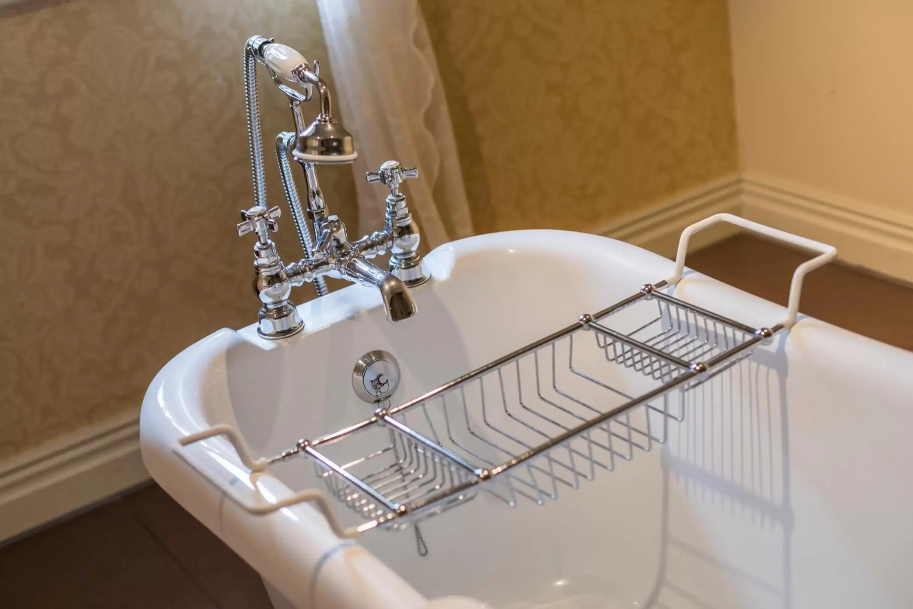 Bathroom in Coombe Abbey Hotel