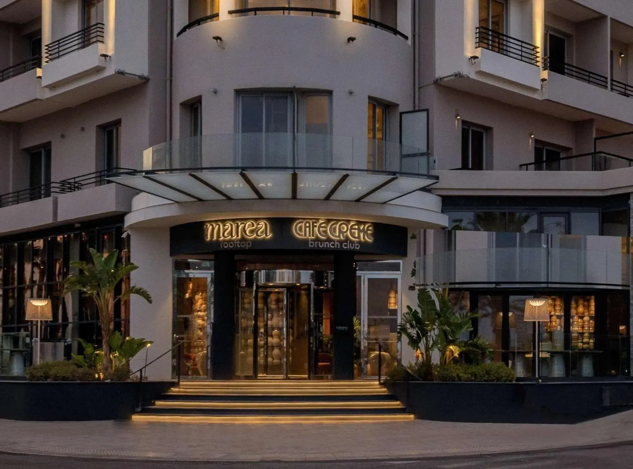 Restaurant/places to eat in Canopy by Hilton Cannes