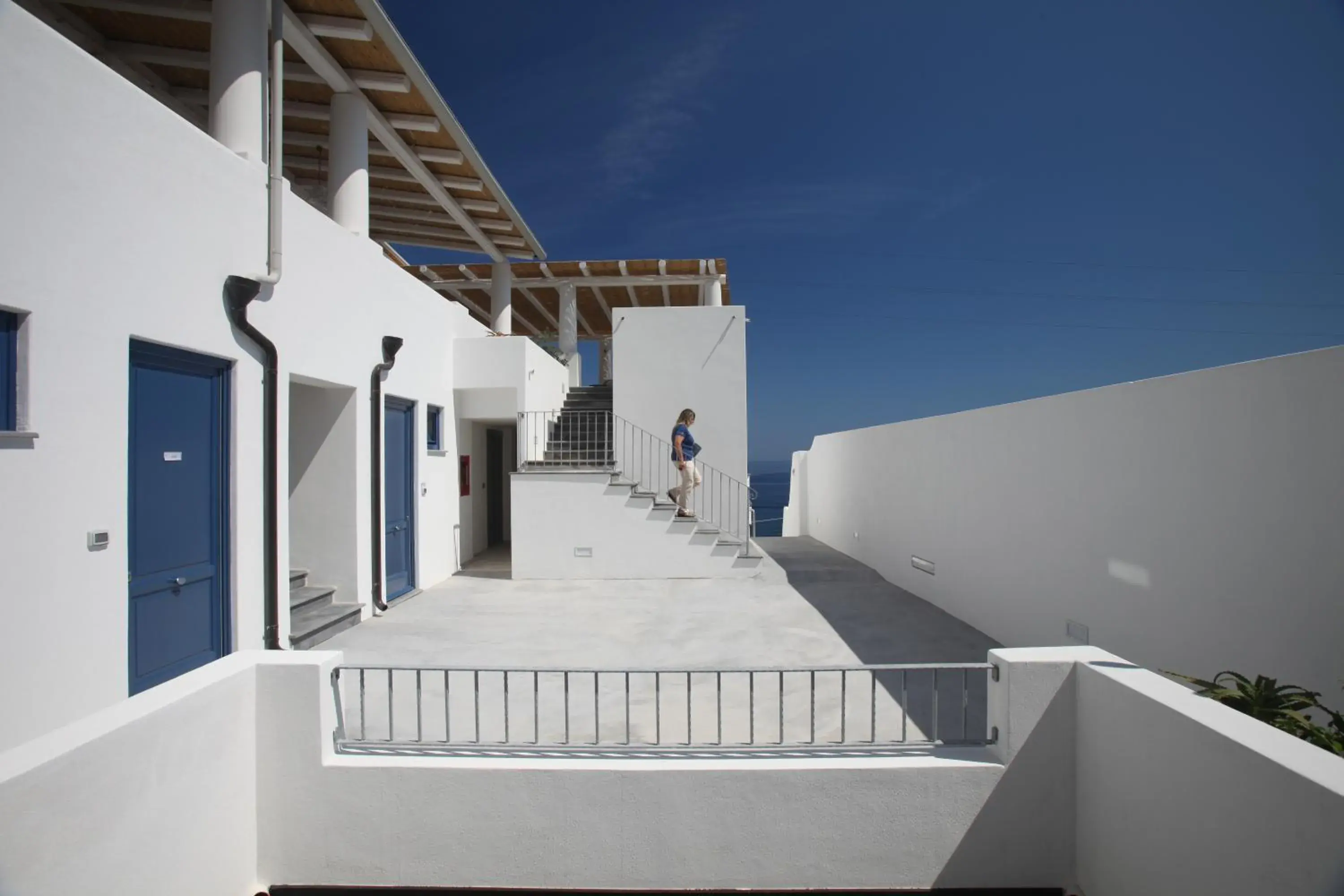 Facade/entrance, Balcony/Terrace in Hotel Cutimare