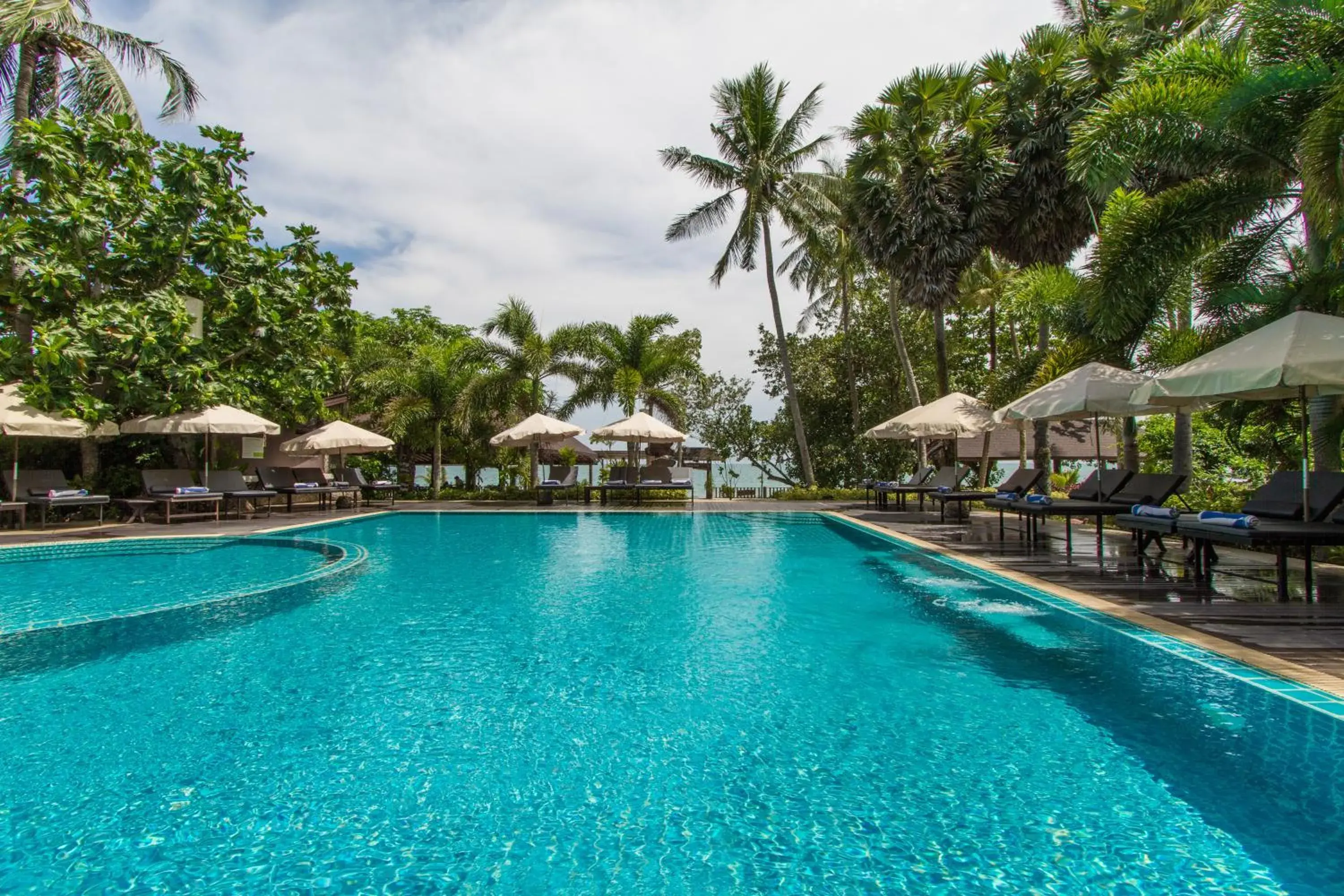 Swimming Pool in Anda Lanta Resort