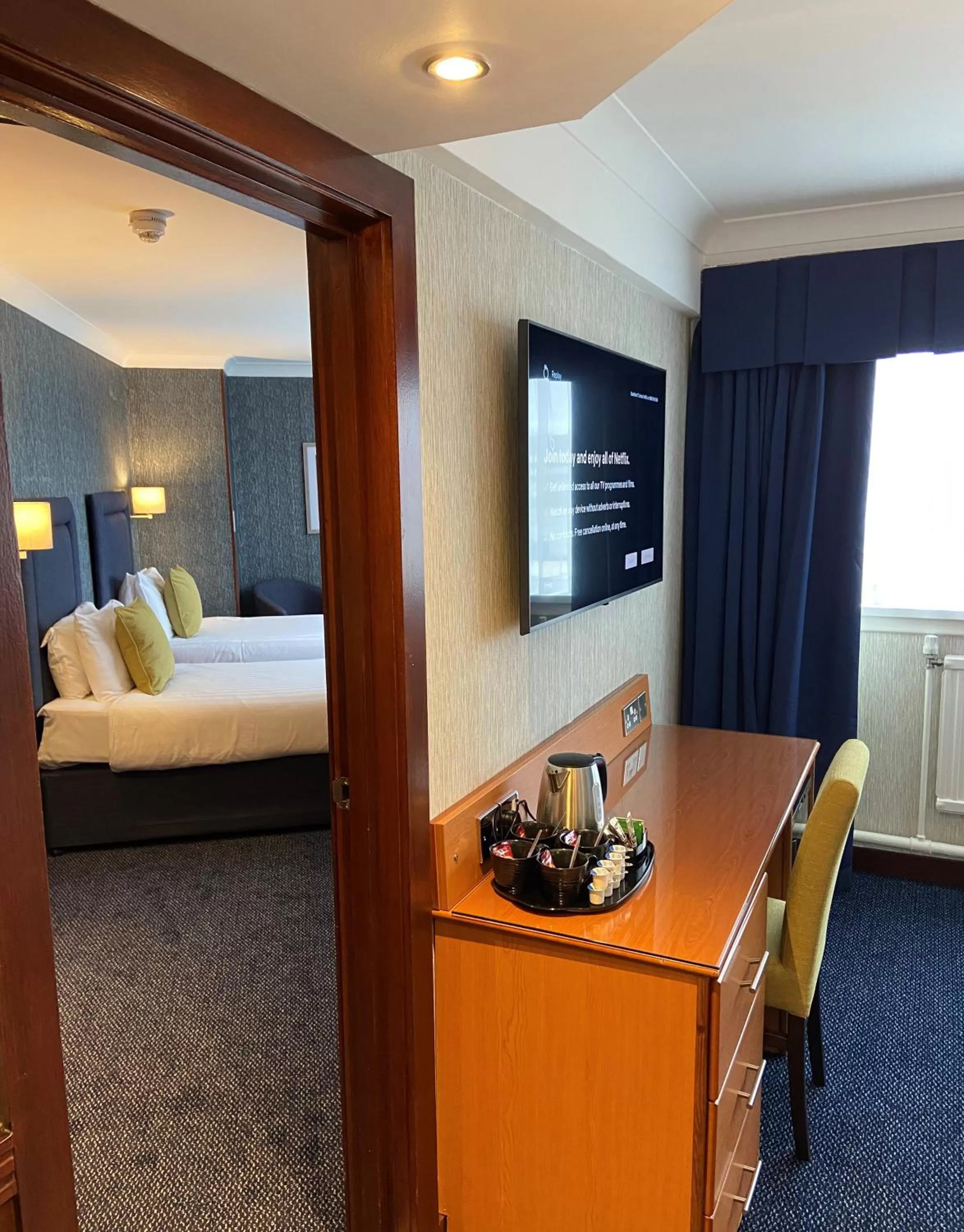 Photo of the whole room, Bed in The Liner at Liverpool