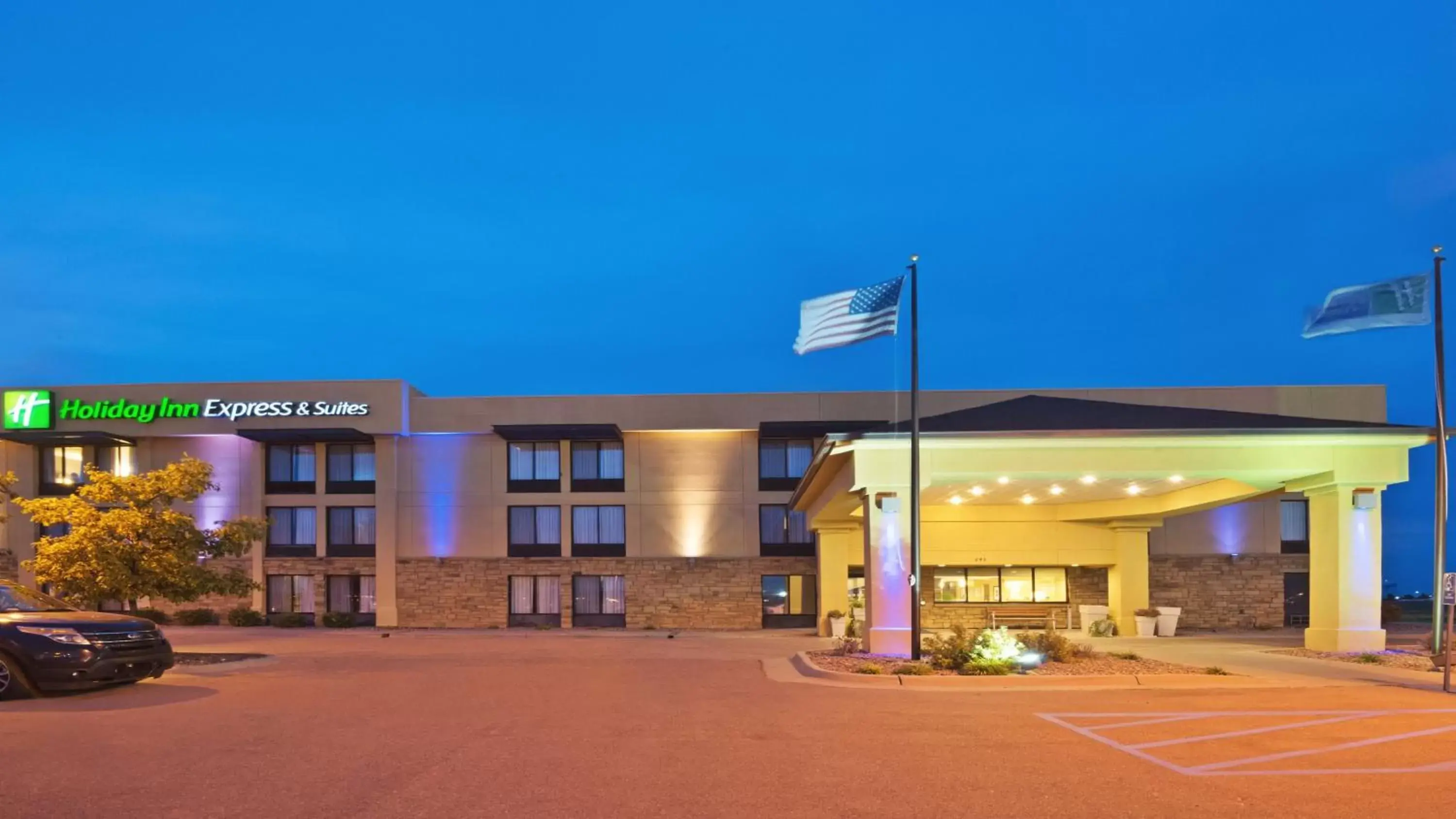 Property building in Holiday Inn Express Hotel & Suites Colby, an IHG Hotel