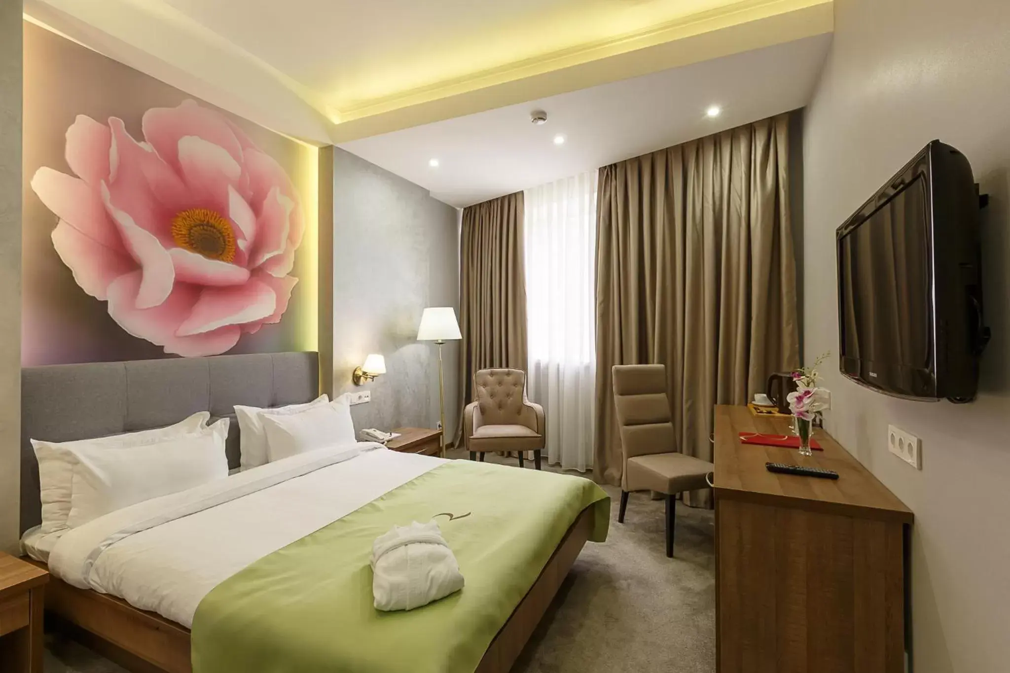 Bed in Renion Hills Hotel Bed in Renion Hills Hotel